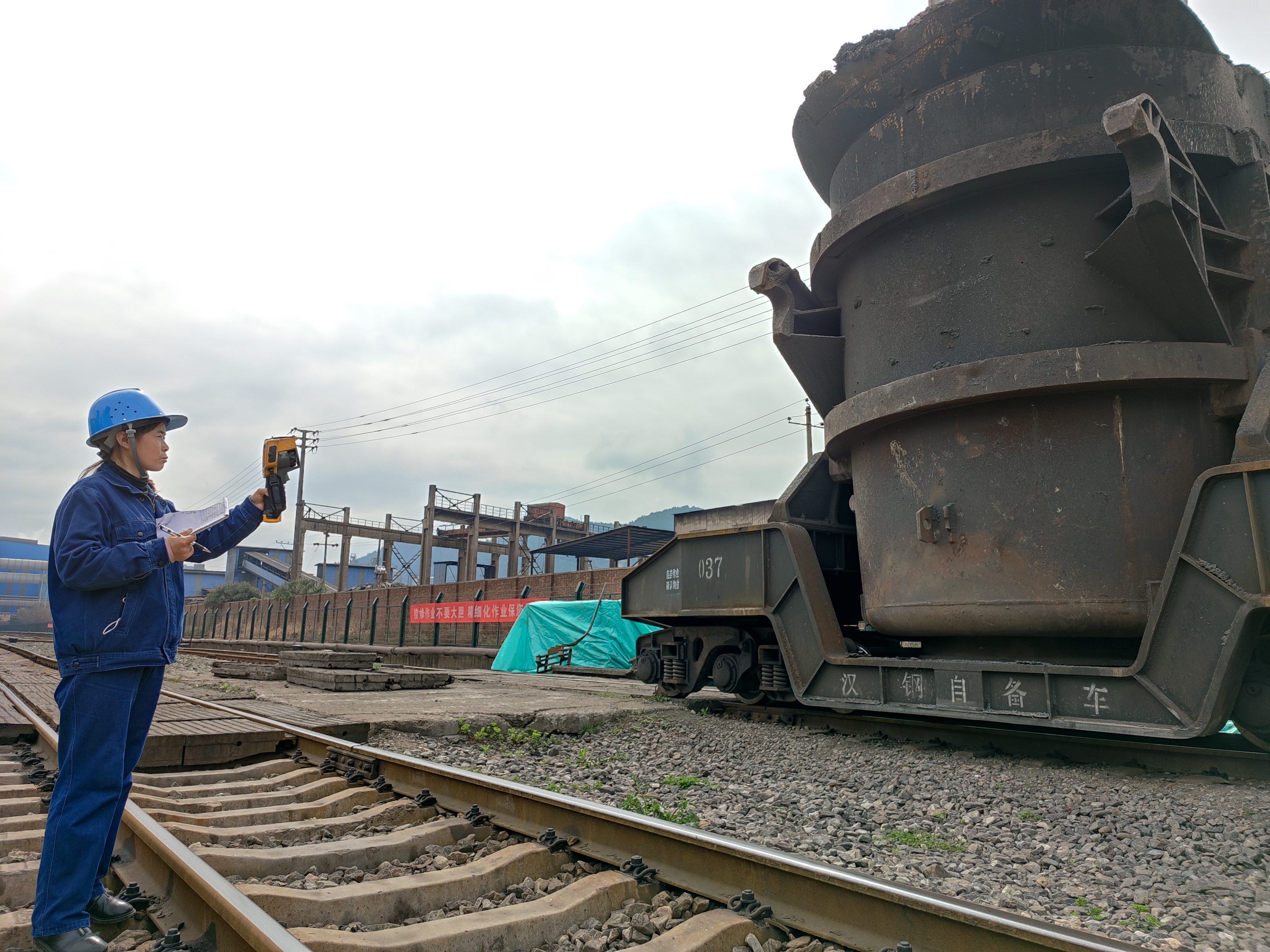 寒風(fēng)中的最美“逆行者”