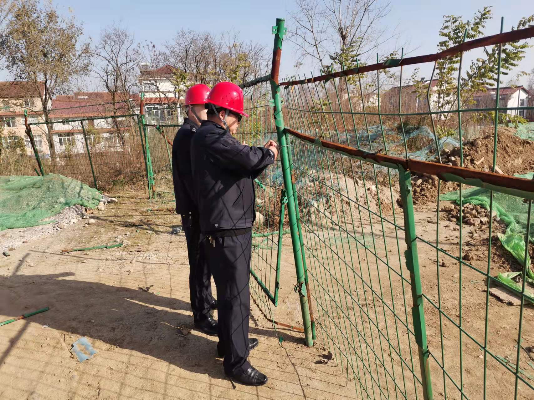 織密“三張網”，筑牢冬季治安防控線
