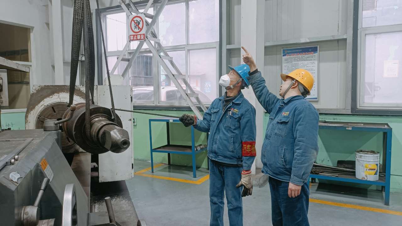 您的萬家燈火  他們來悉心守護(hù)