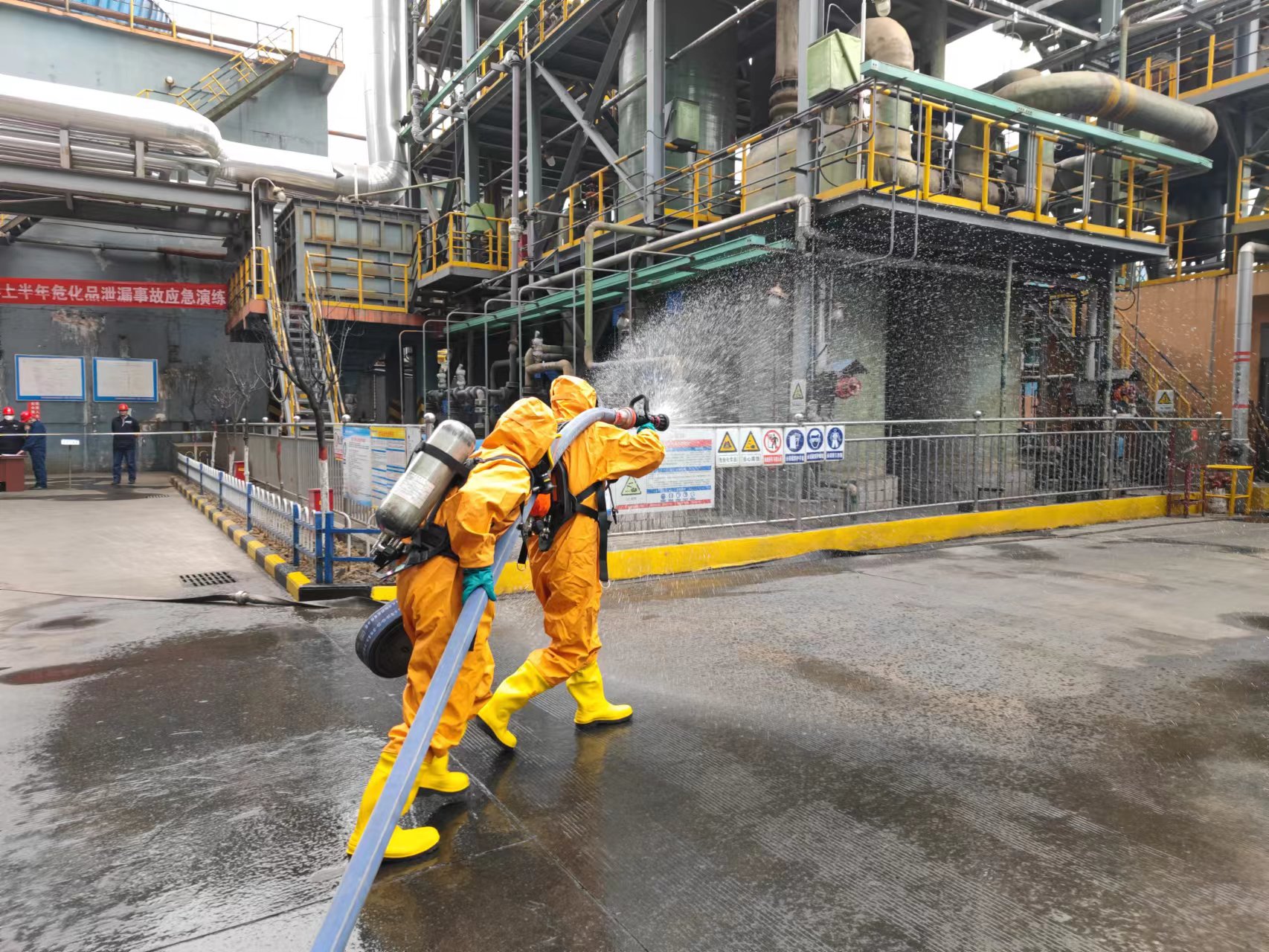 “演”為“練” “演”為“戰(zhàn)”！一場突發(fā)應(yīng)急演練在漢鋼公司上演