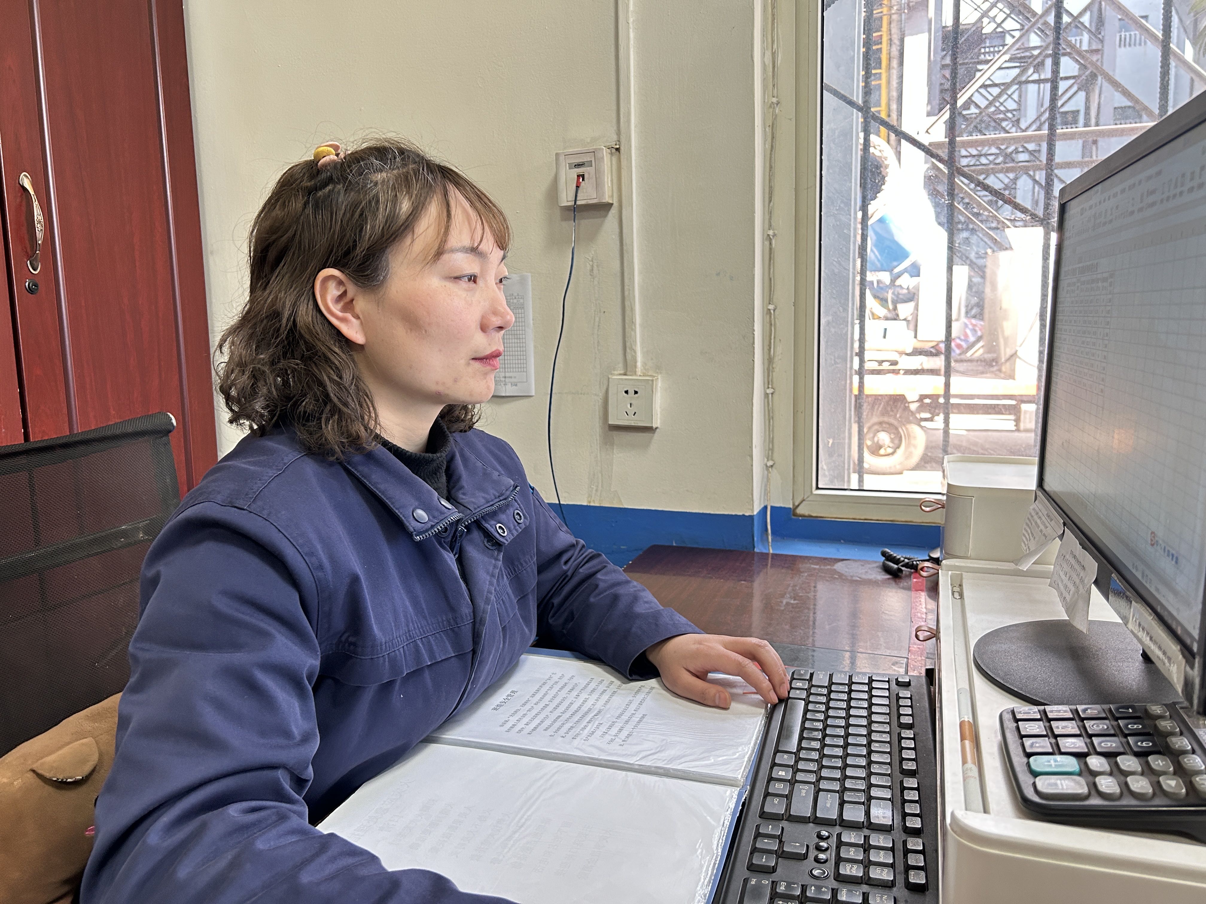 綻放在鋼城一線的巾幗之花