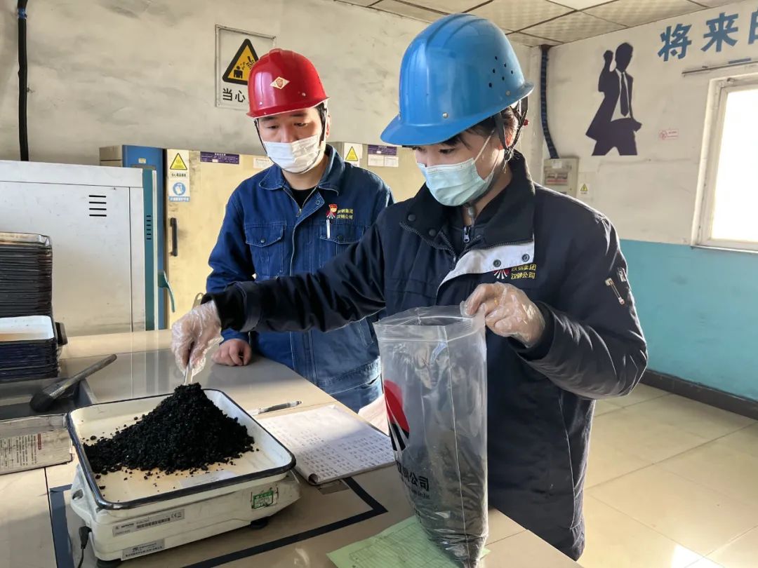 錘煉過硬作風(fēng)  從“一線”找答案