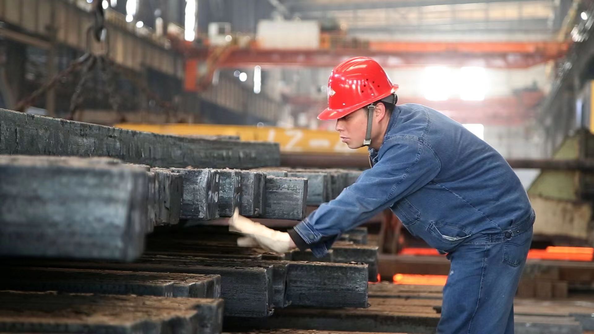 家風如春雨，從來德潤身