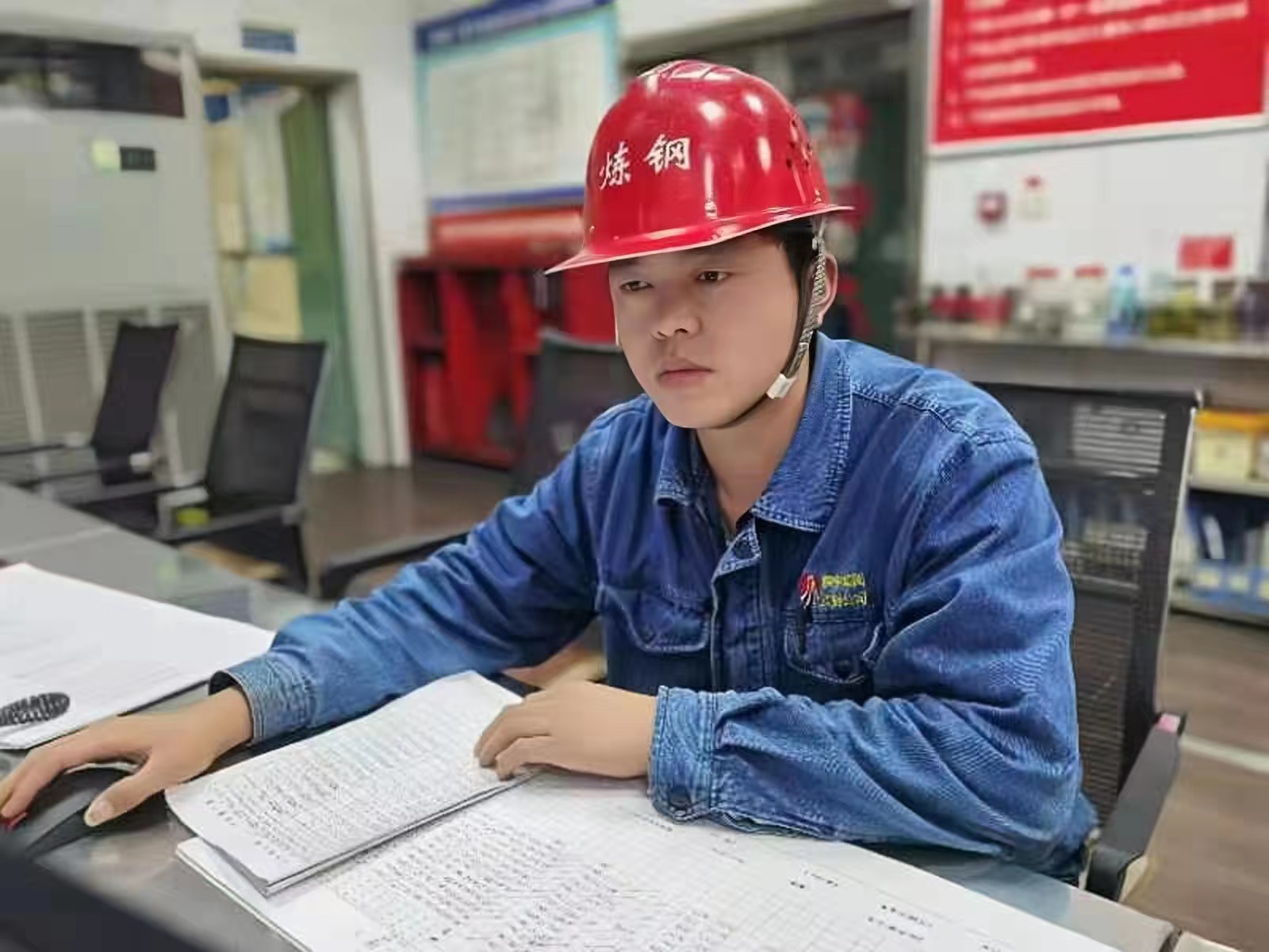 傾心傾力“育青” “乘風(fēng)”成長成才