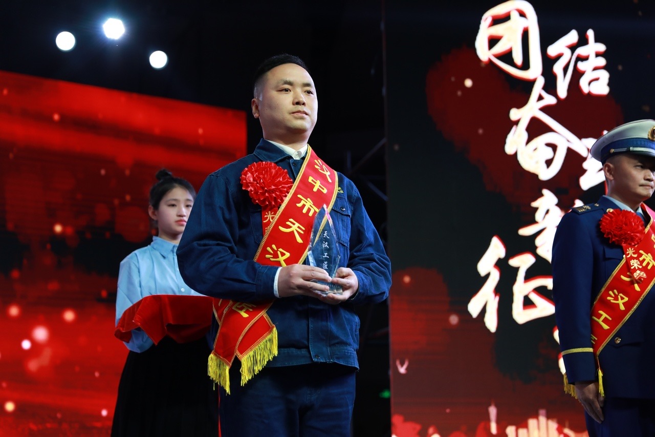 祝賀！公司多個(gè)集體、個(gè)人榮獲市縣表彰