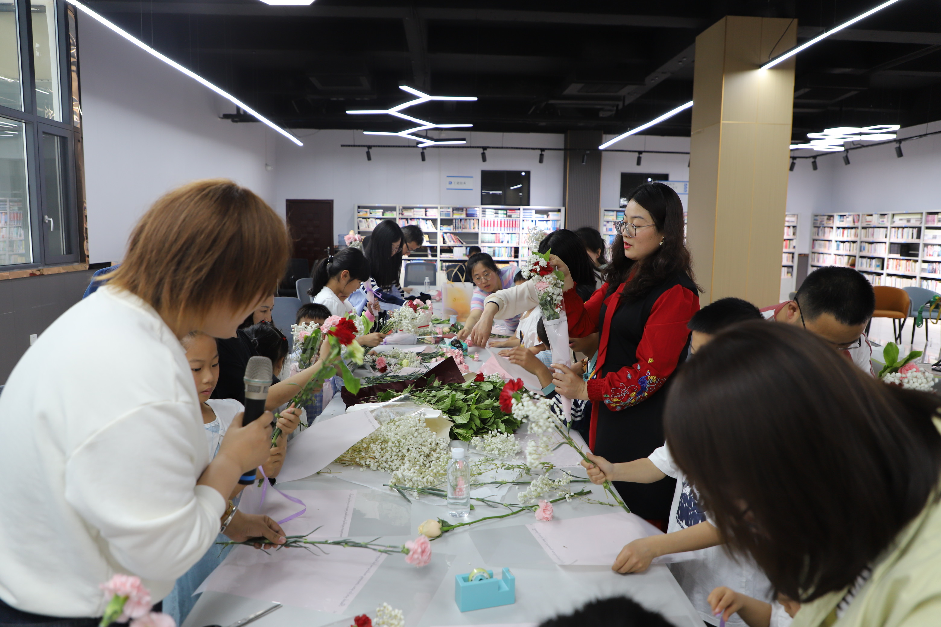 童年有書 未來有夢(mèng)！漢鋼公司機(jī)關(guān)工會(huì)開展親子閱讀分享交流活動(dòng)