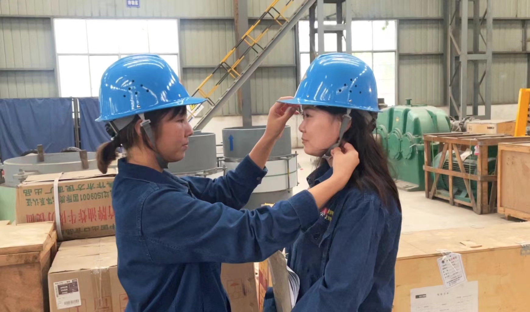 盛開(kāi)在安全生產(chǎn)月里的“巾幗花”