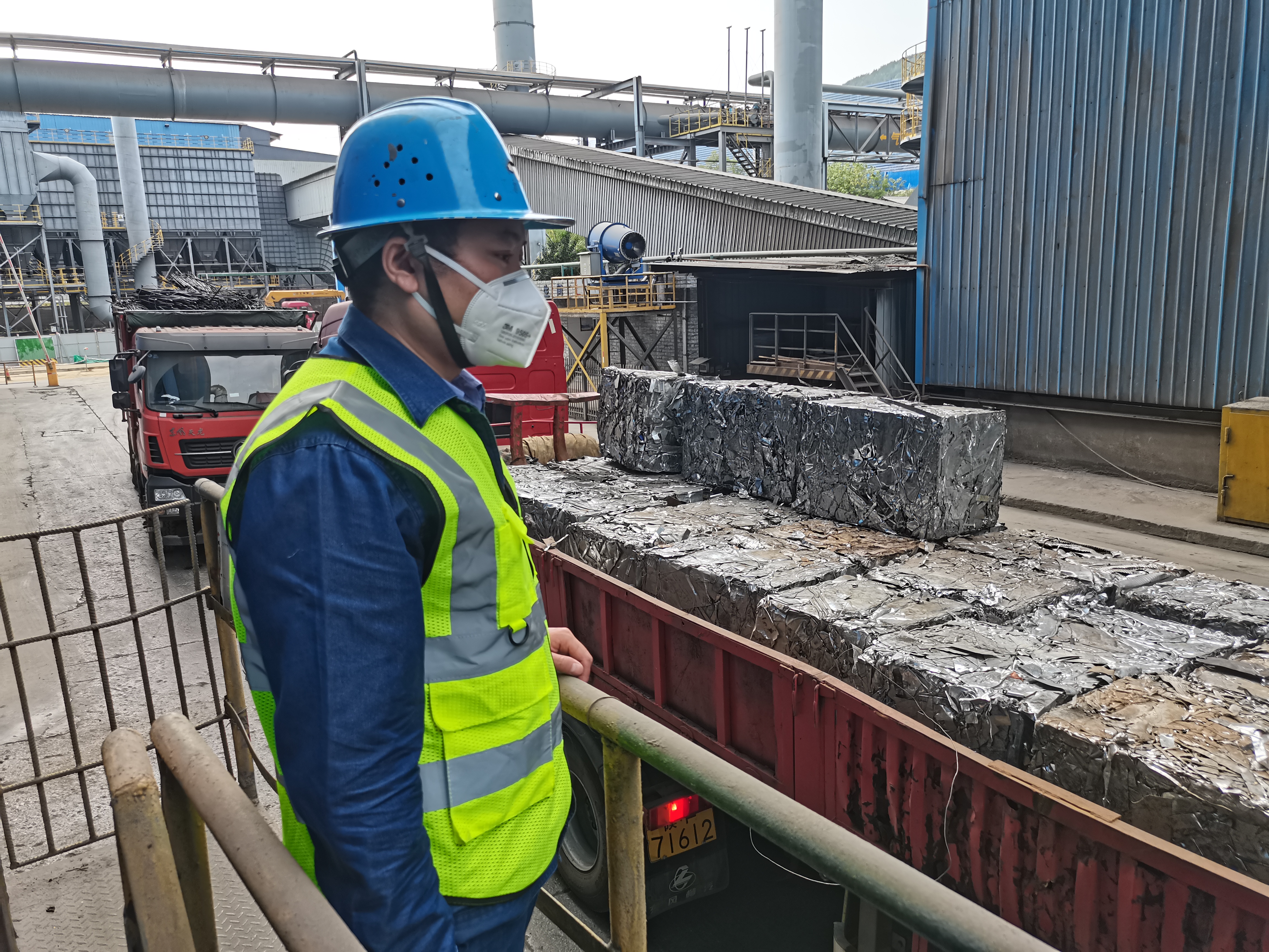 戰(zhàn)高溫、斗酷暑！點贊不服“暑”的漢鋼人