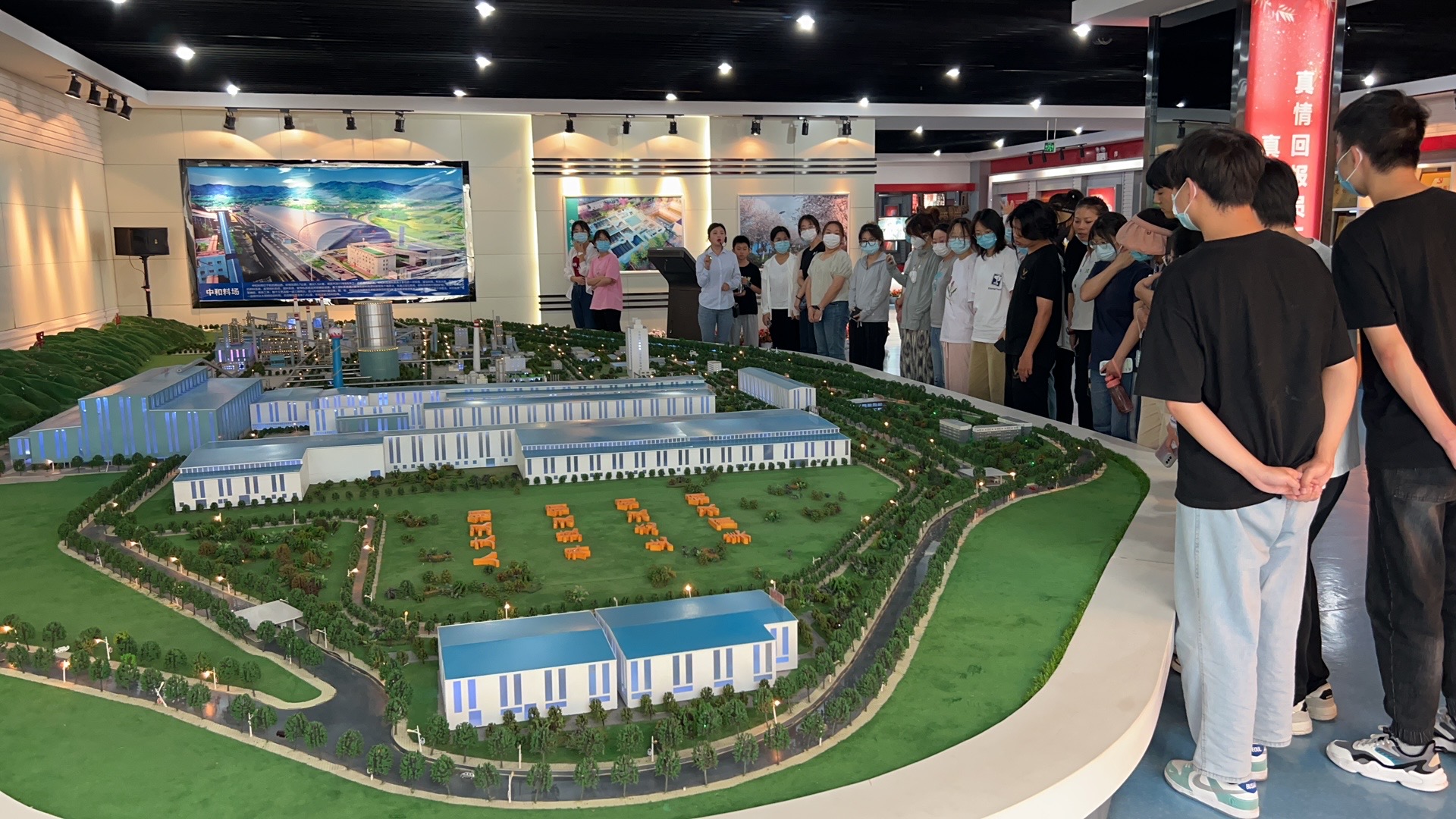 工業(yè)體驗游！看鋼鐵是怎樣煉成的？