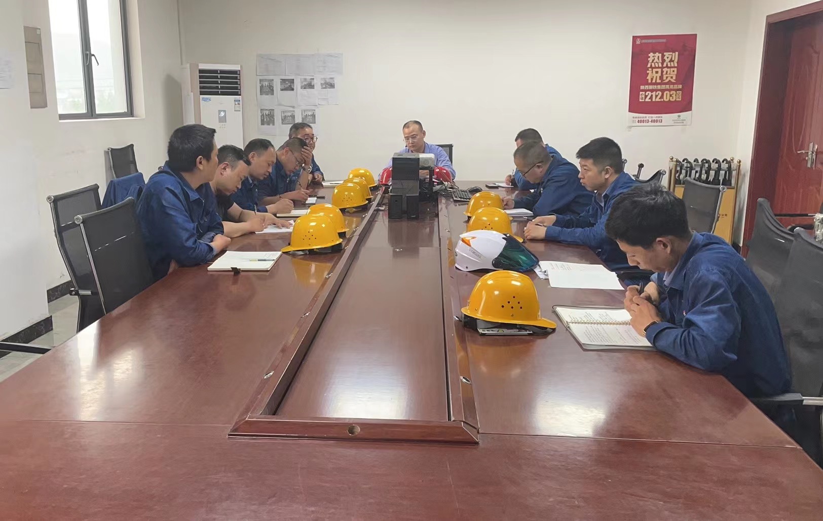 “黃袍加身”捍衛(wèi)作業(yè)現(xiàn)場(chǎng)安全