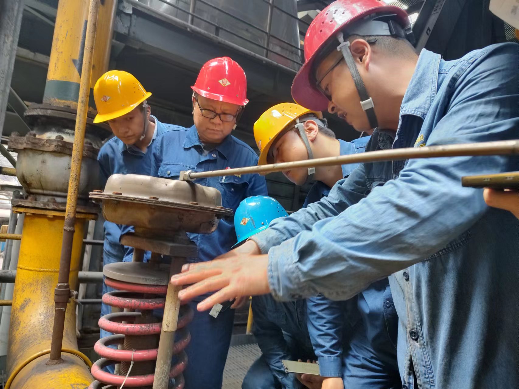 “師帶徒”，讓人才沉心干事