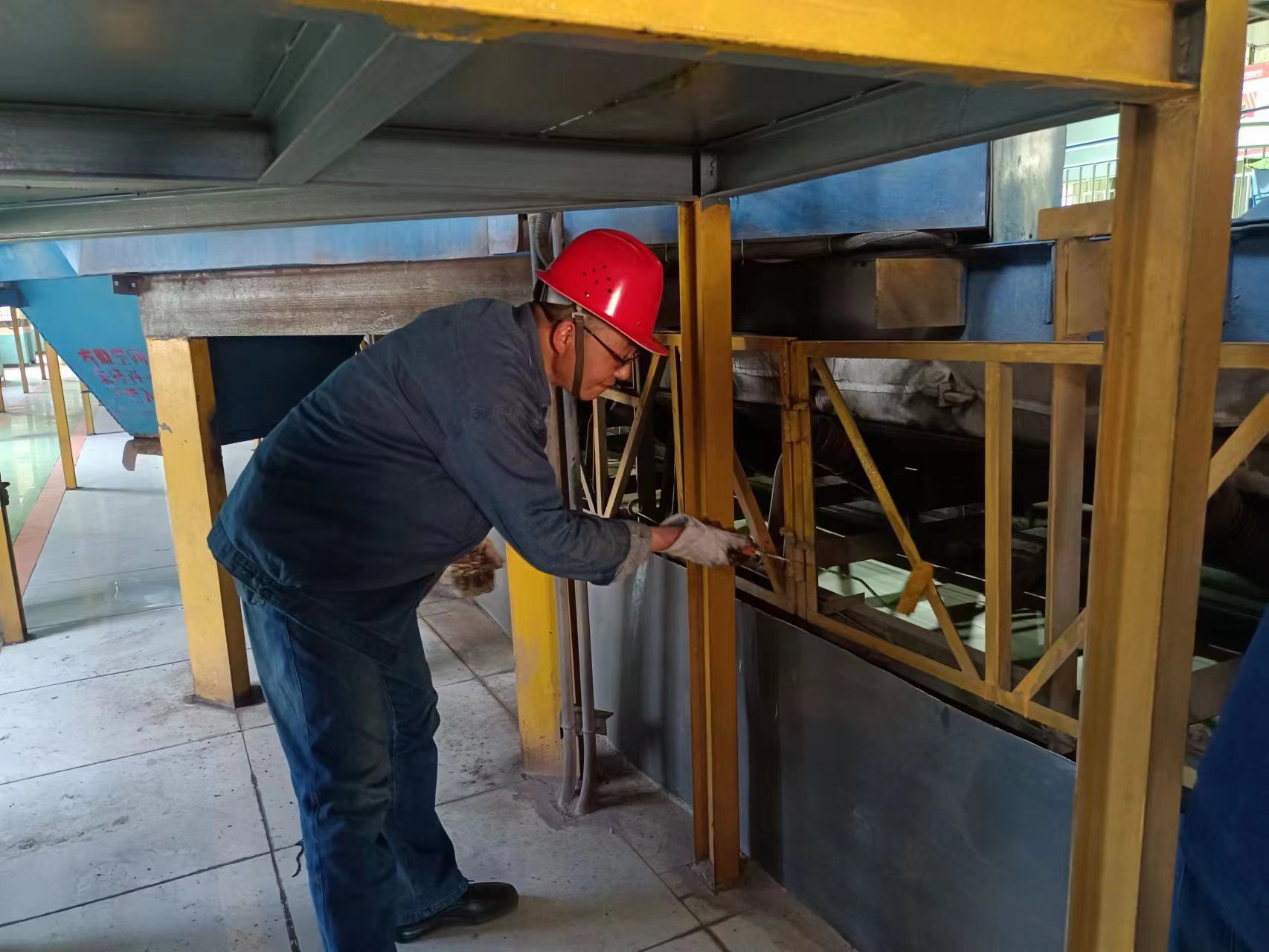 聚焦“三個(gè)重點(diǎn)” 構(gòu)建黨建新格局