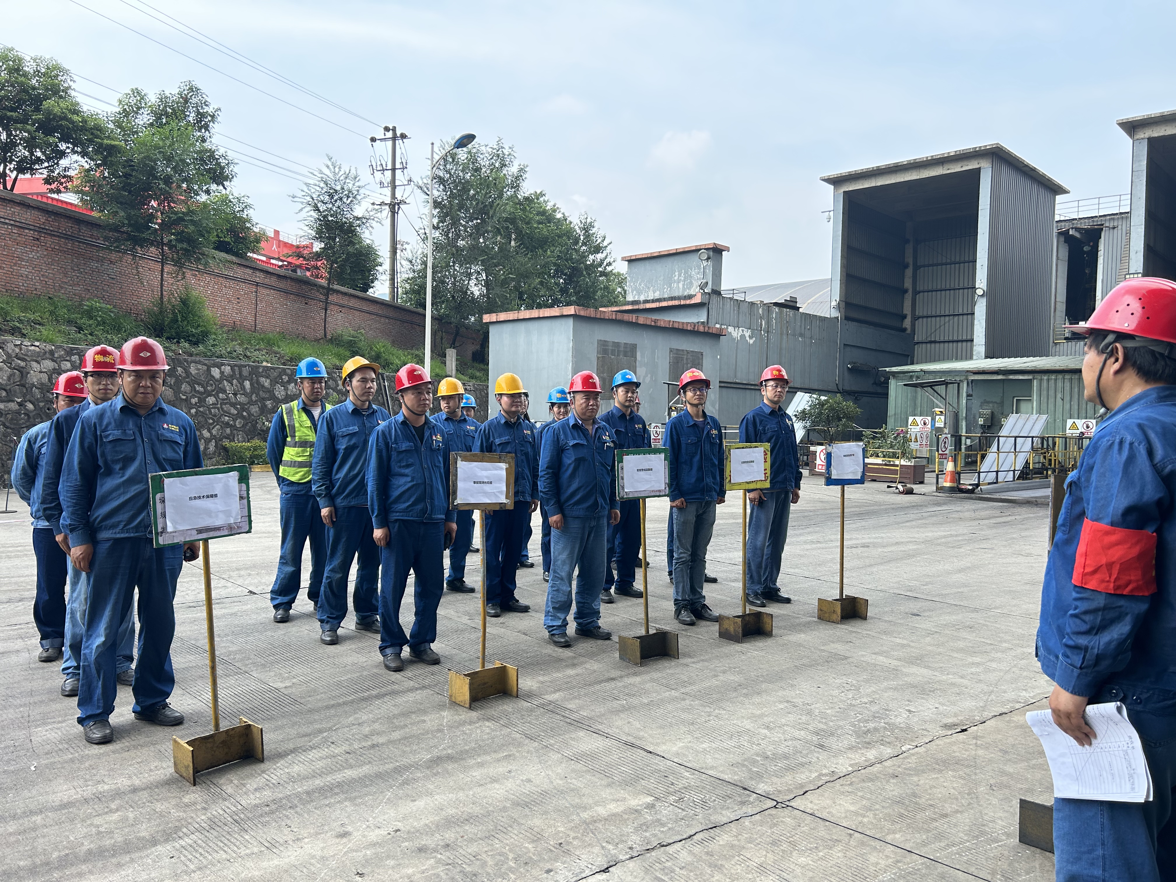 巧花“小心思”寫好安全生產(chǎn)“大文章”