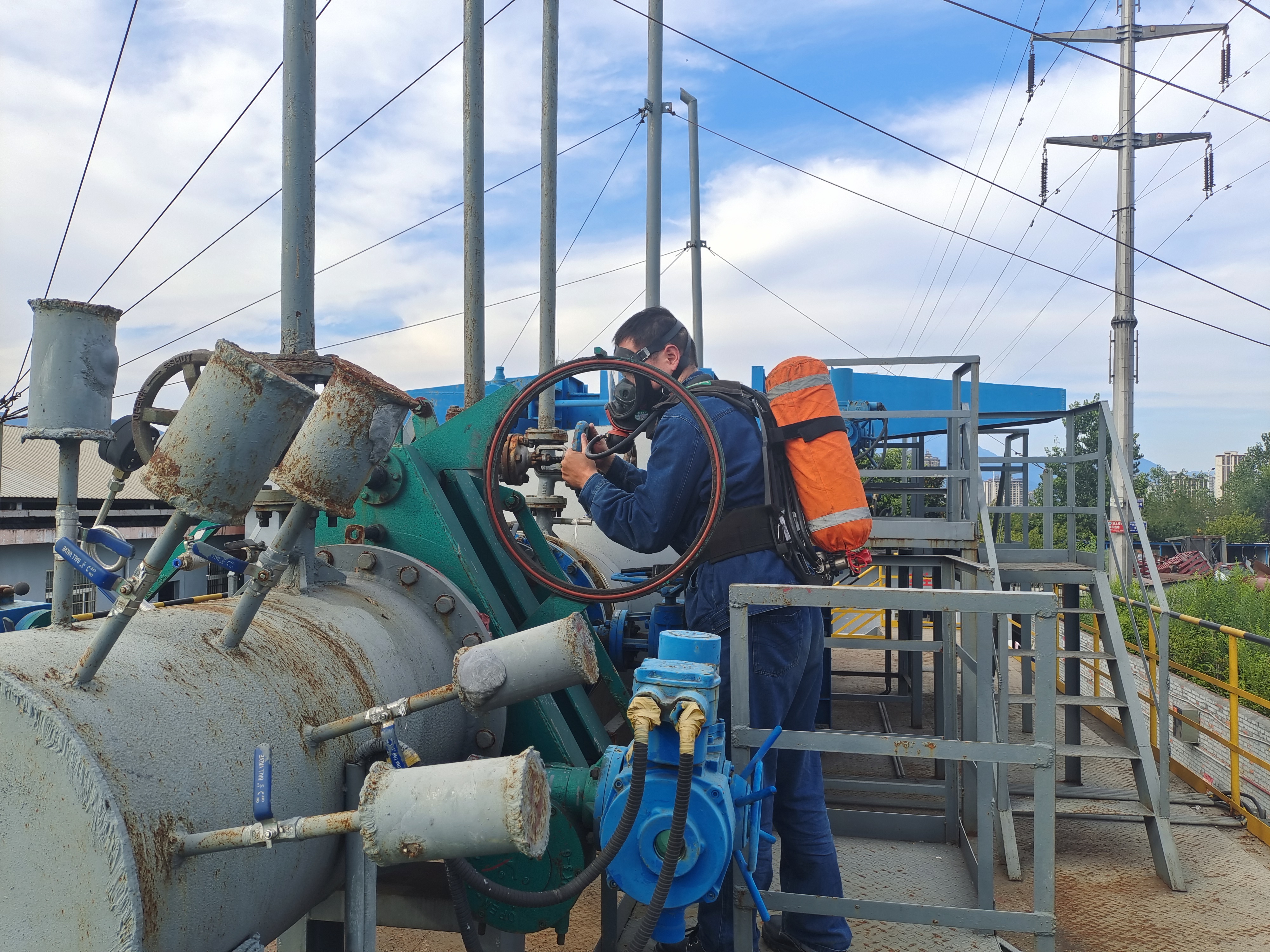 引活水 催新芽 筑牢人才“蓄水池”