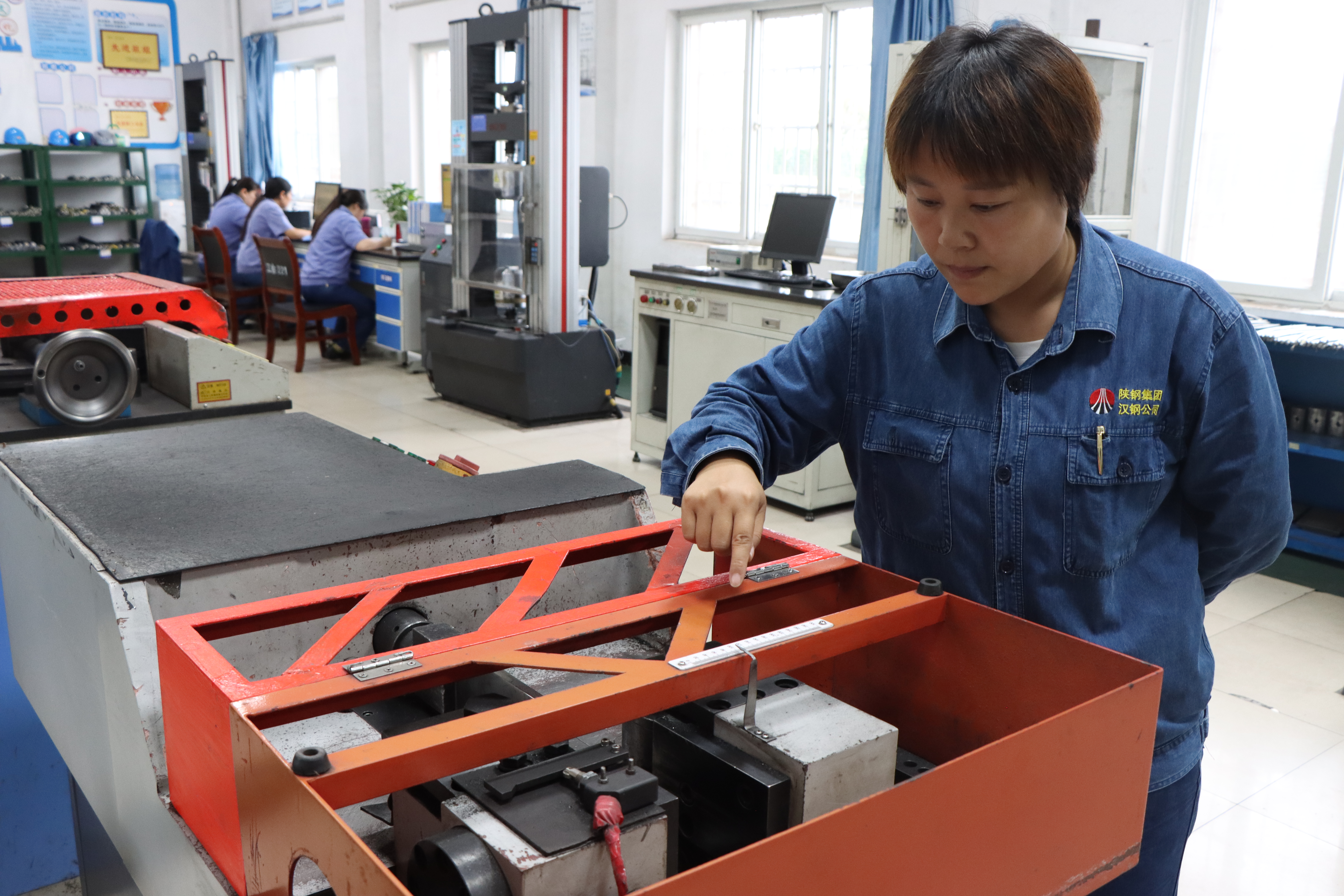 一“璐”走來，她真夠拼的！