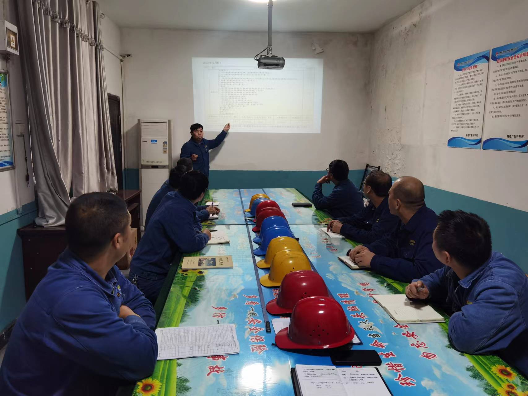 發(fā)揮“黨建＋”作用，筑牢生產(chǎn)“防護(hù)網(wǎng)”