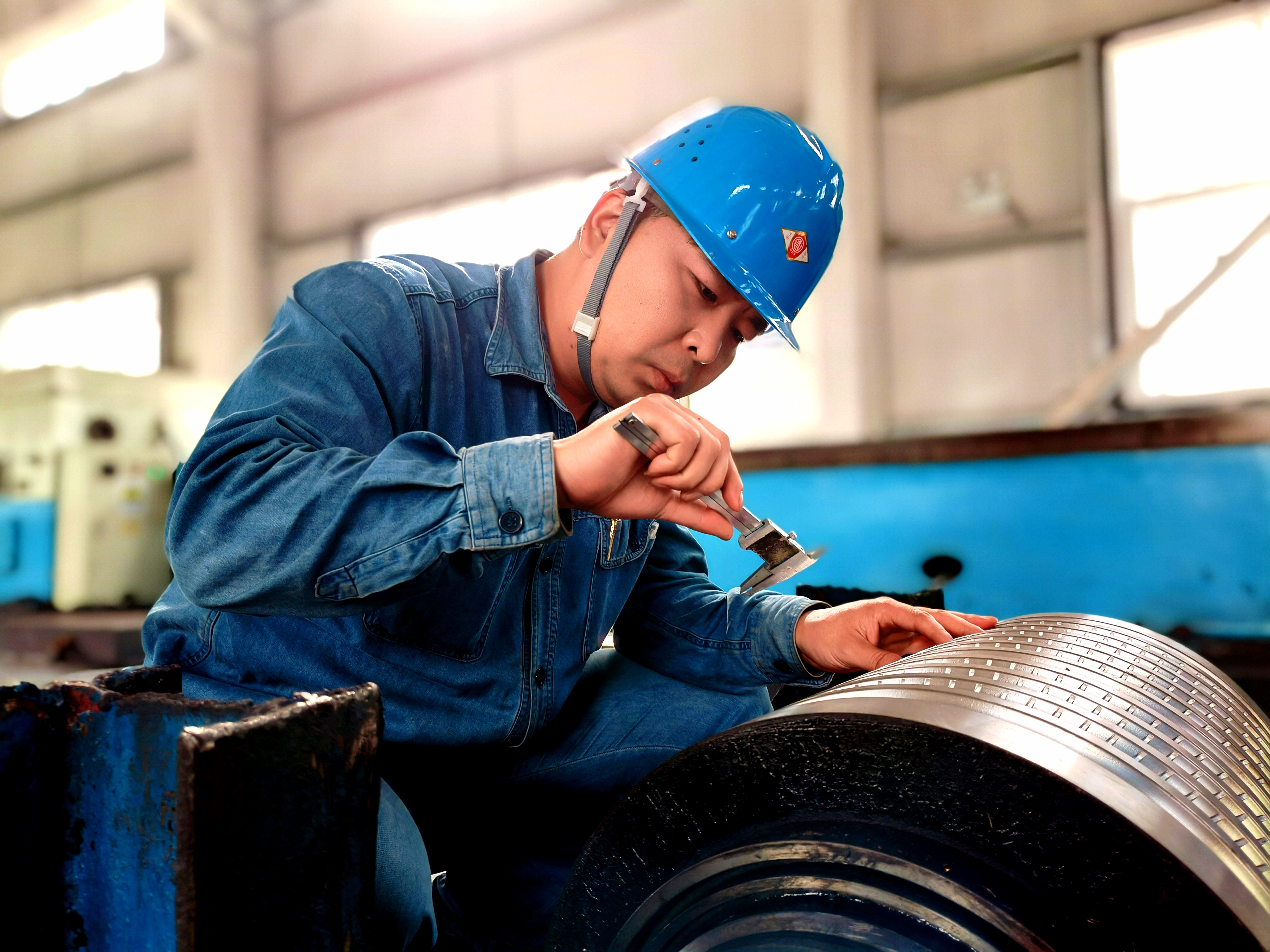 融入中心  “紅色引擎”積聚澎湃動能