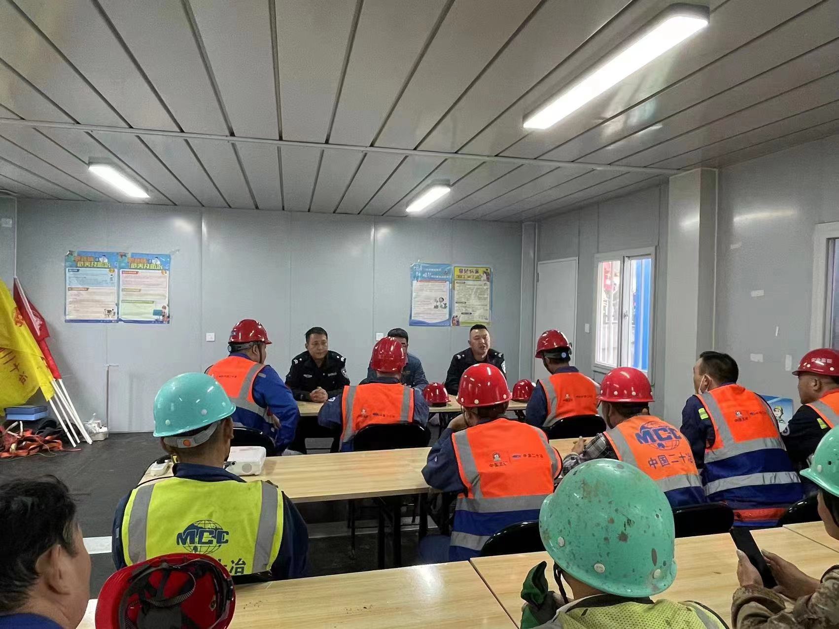 念好“三字訣”筑牢秋冬季節(jié)交通安全屏障