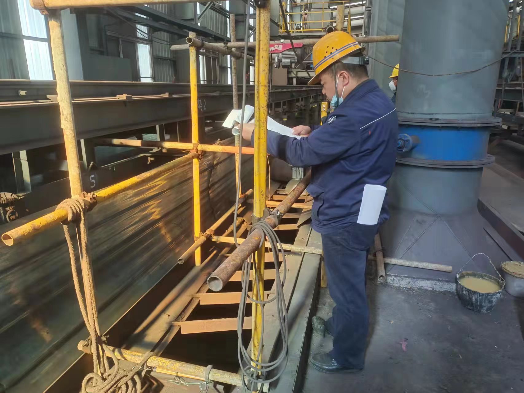 堅(jiān)守初心，永做安全工作的“趕路人”