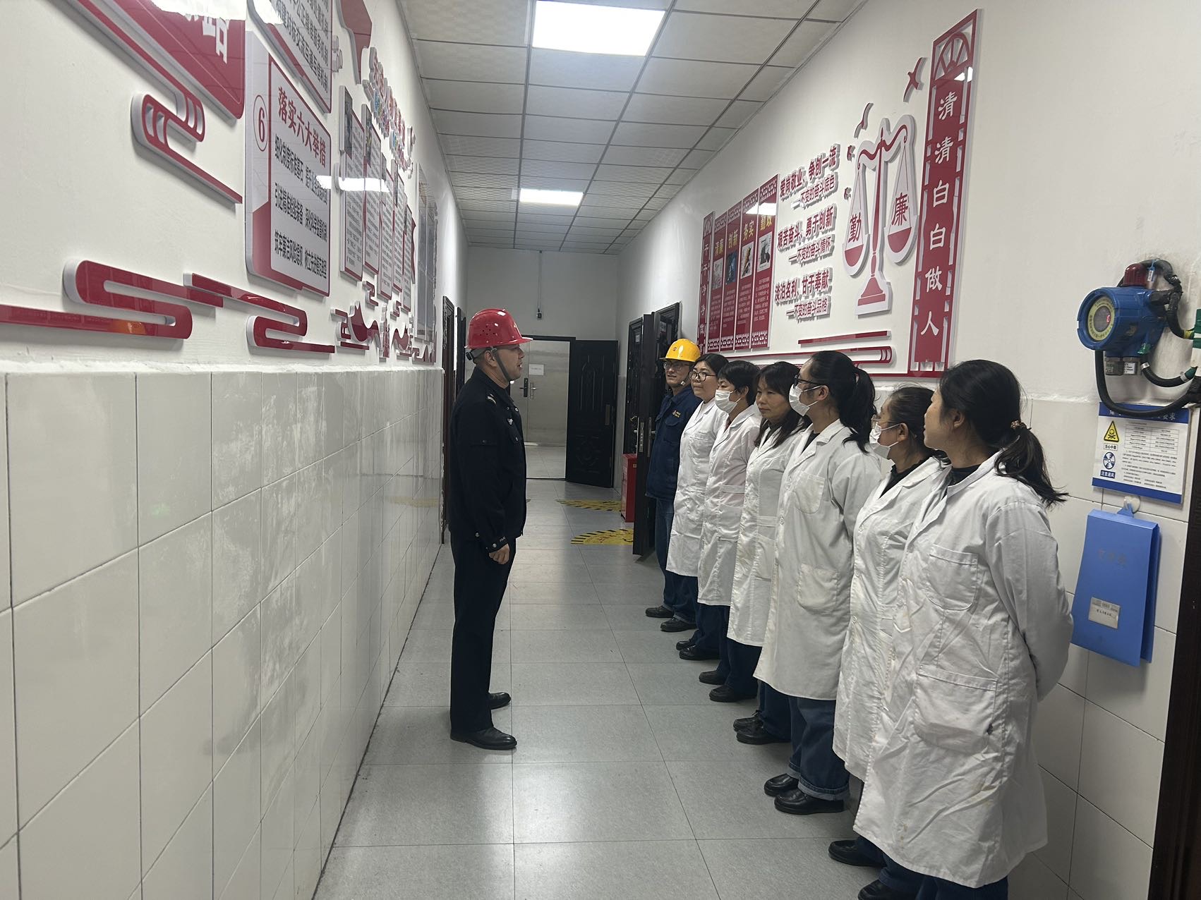 聞“寒”而動，筑牢冬季安全防線