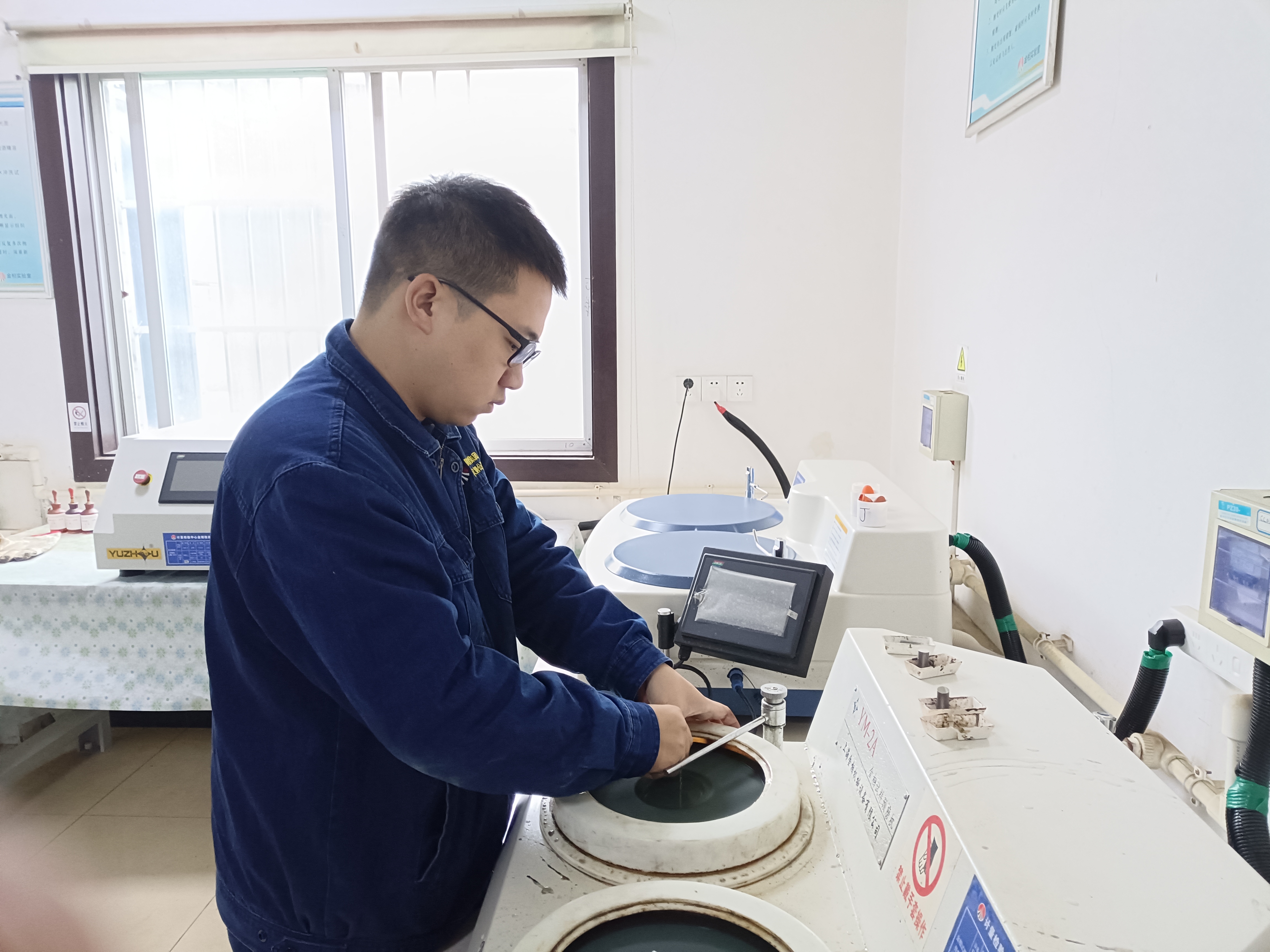 奮進路上秀出“青年力量”