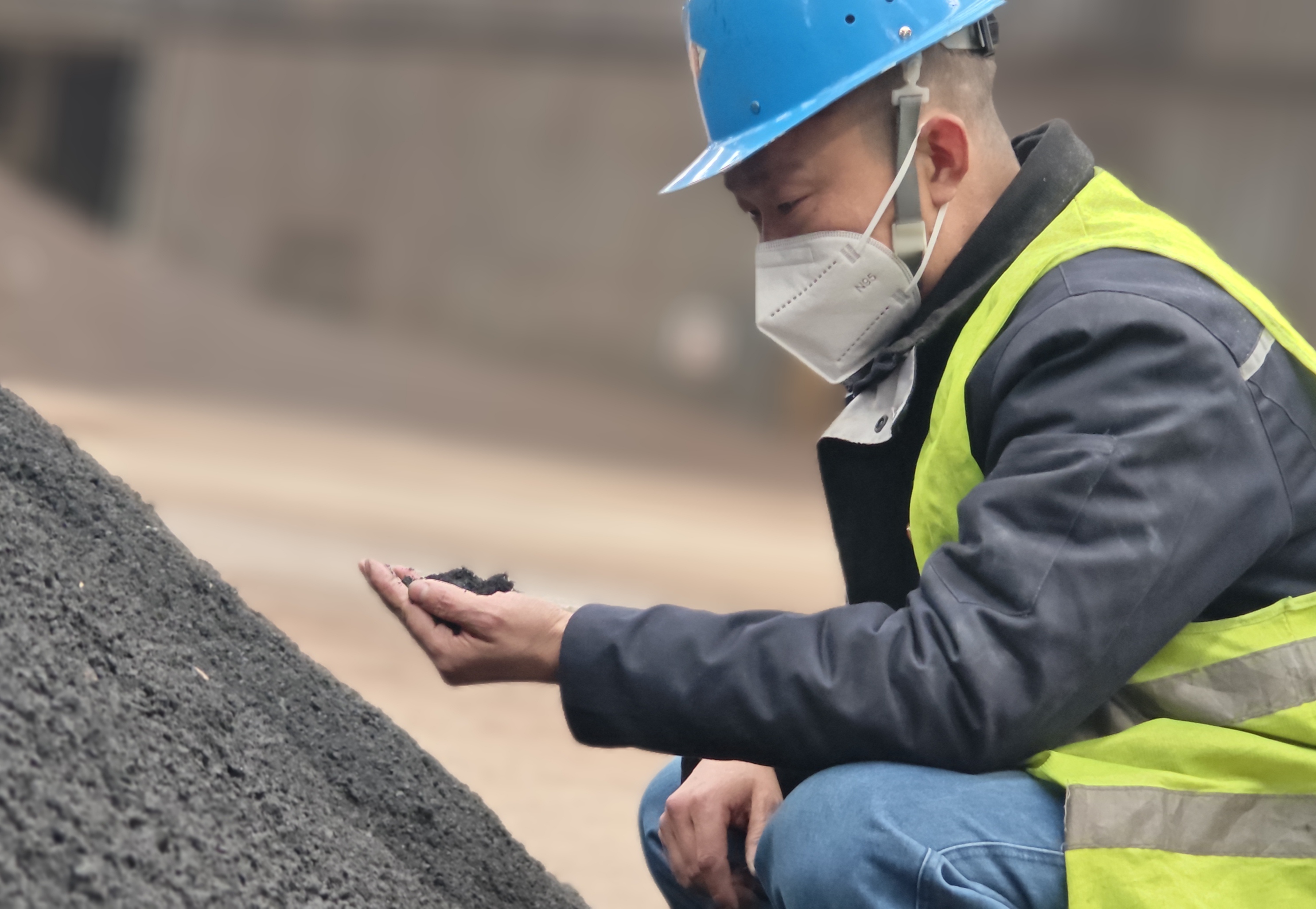 元旦我在崗，守護(hù)生產(chǎn)不停歇