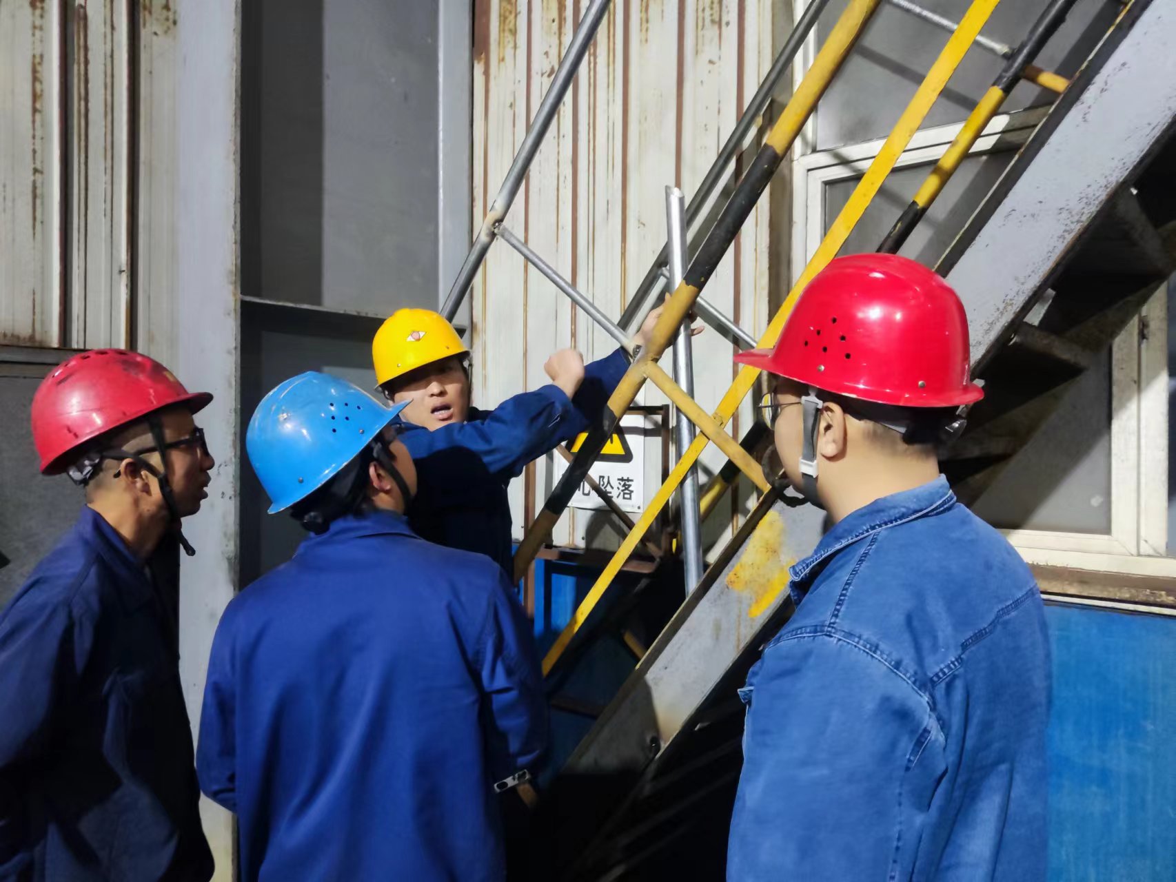 化“?！睘椤鞍病?，來看這本安全管理“武林秘籍”