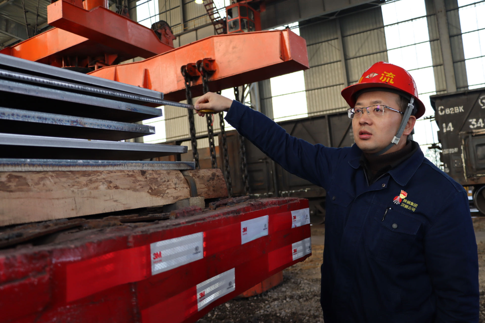 鋼城里的“手”護(hù)者