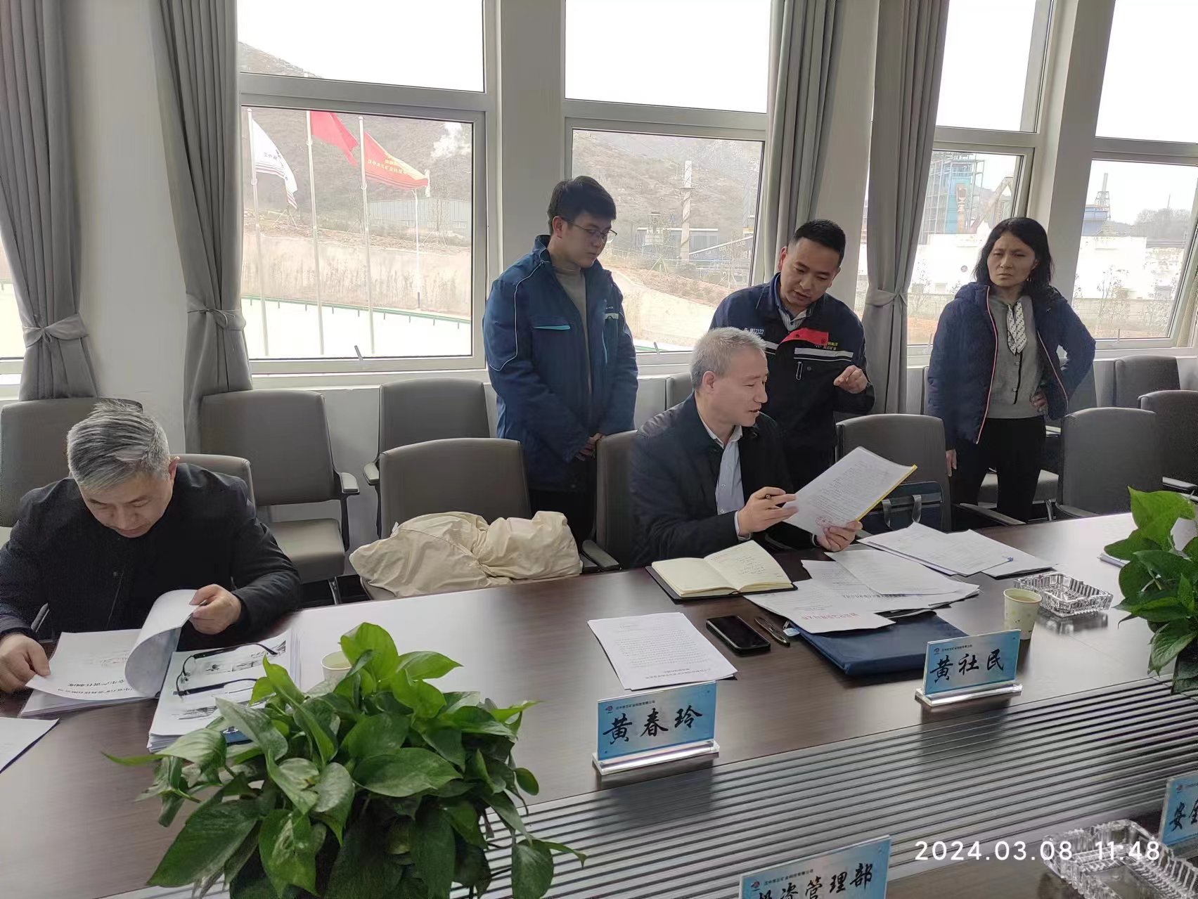 陜煤集團(tuán)開(kāi)展?jié)h鋼公司白云巖、石灰?guī)r礦山開(kāi)發(fā)（一期）節(jié)后復(fù)工及“兩會(huì)”期間安全專項(xiàng)檢查