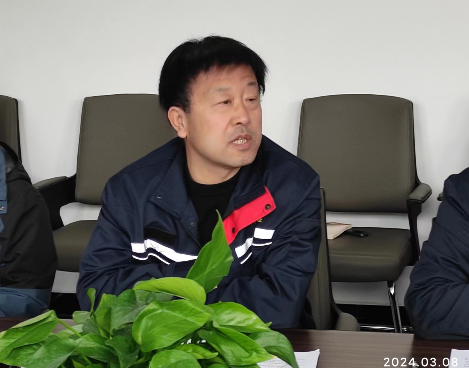 陜煤集團(tuán)開(kāi)展?jié)h鋼公司白云巖、石灰?guī)r礦山開(kāi)發(fā)（一期）節(jié)后復(fù)工及“兩會(huì)”期間安全專項(xiàng)檢查