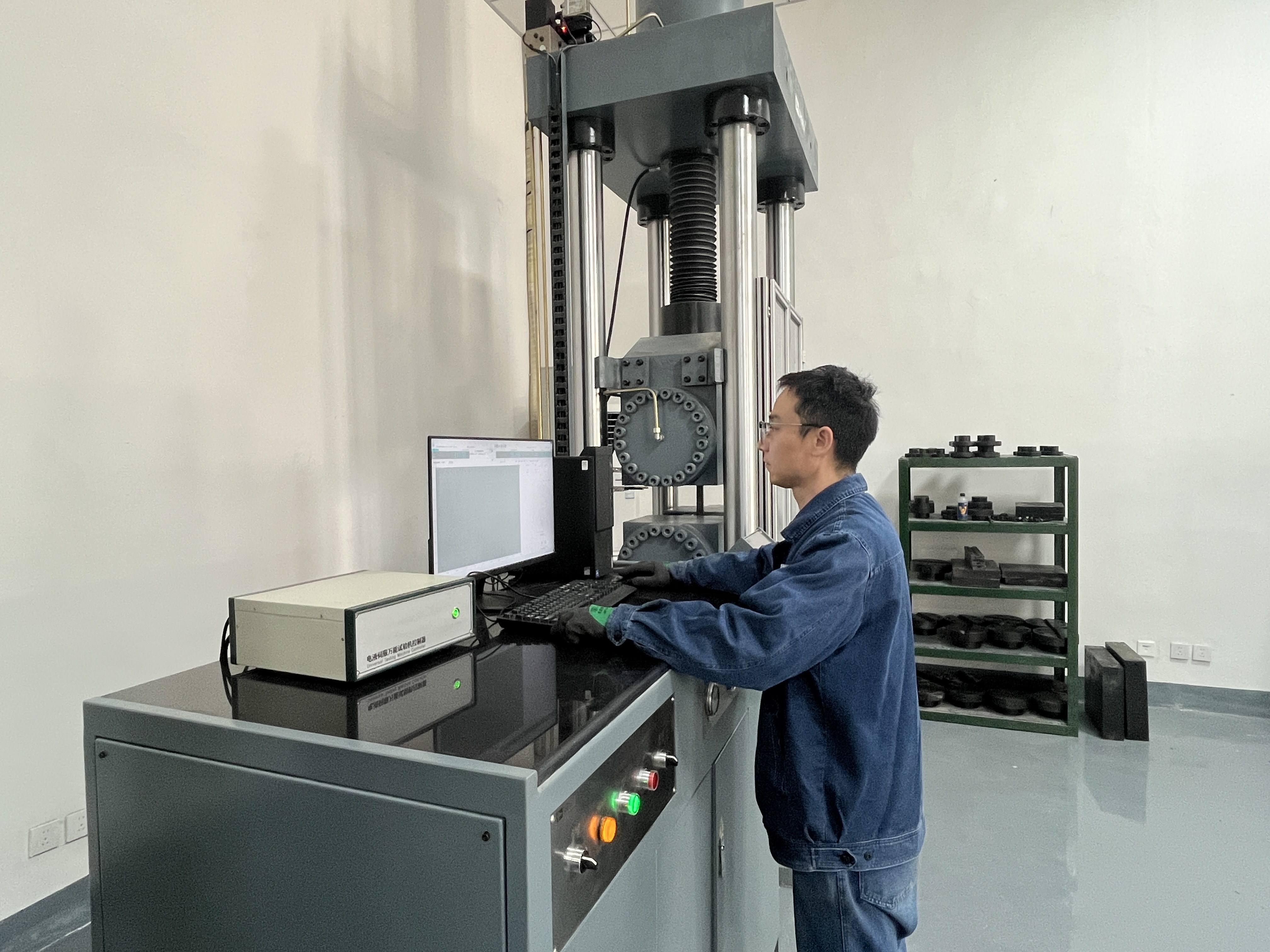 他們，奔跑在奮進(jìn)的春天里