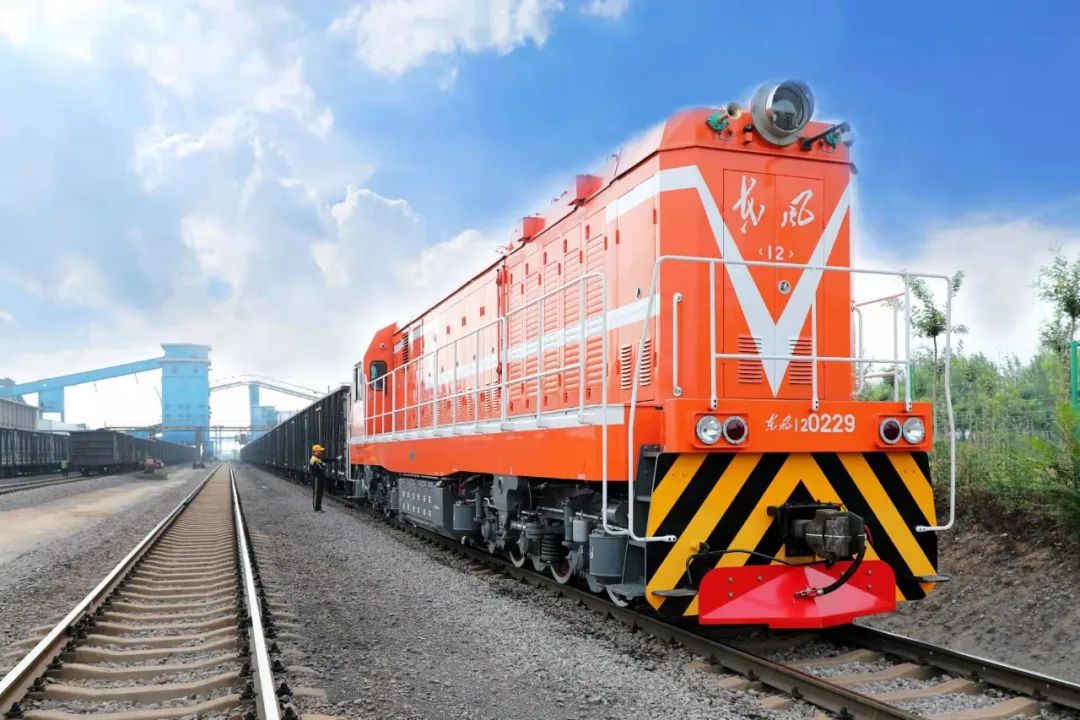 肩負(fù)責(zé)任，砥礪前行，用汗水挺起“硬脊梁”！