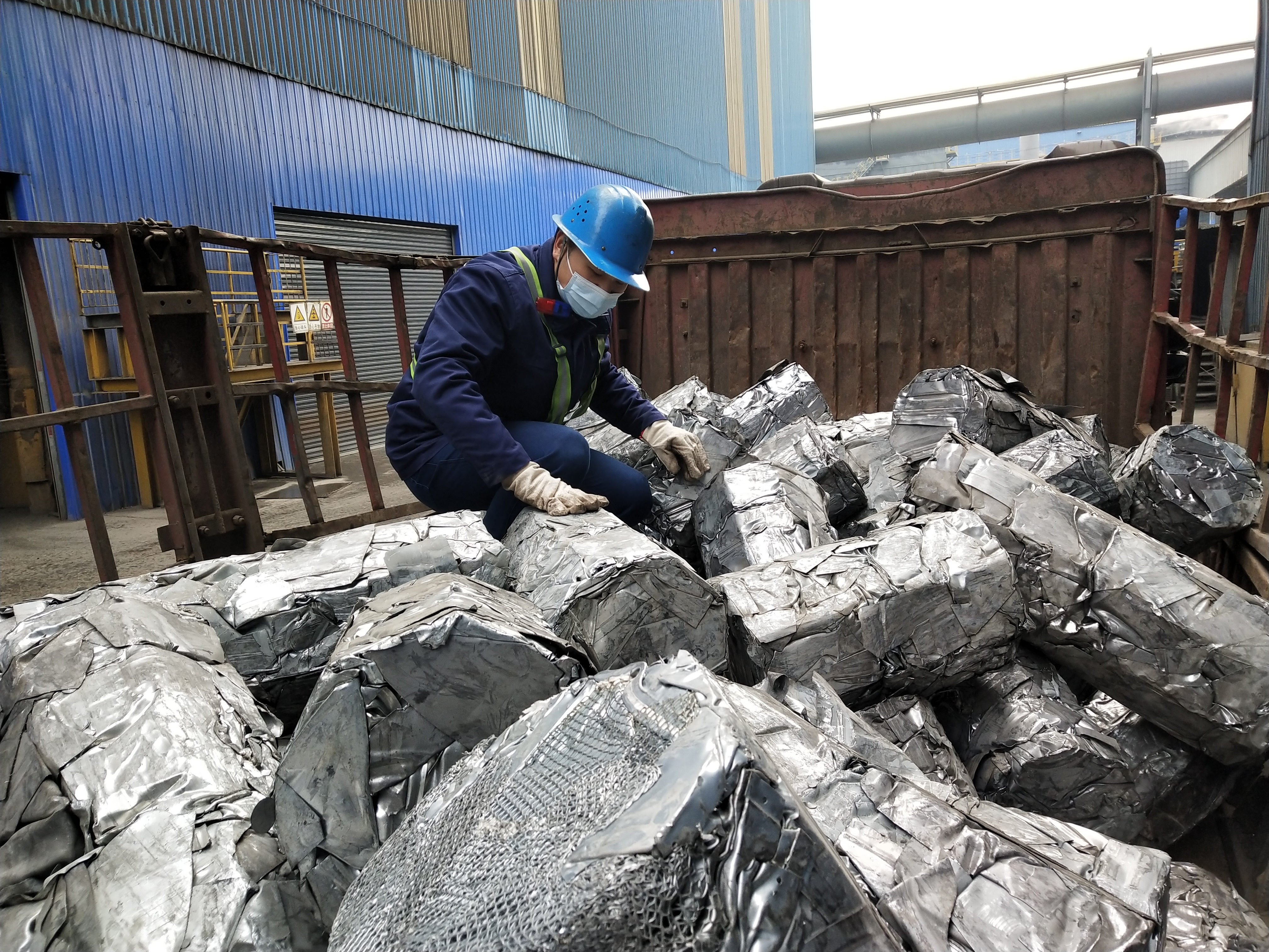 向“新”而行，以學促干謀發(fā)展