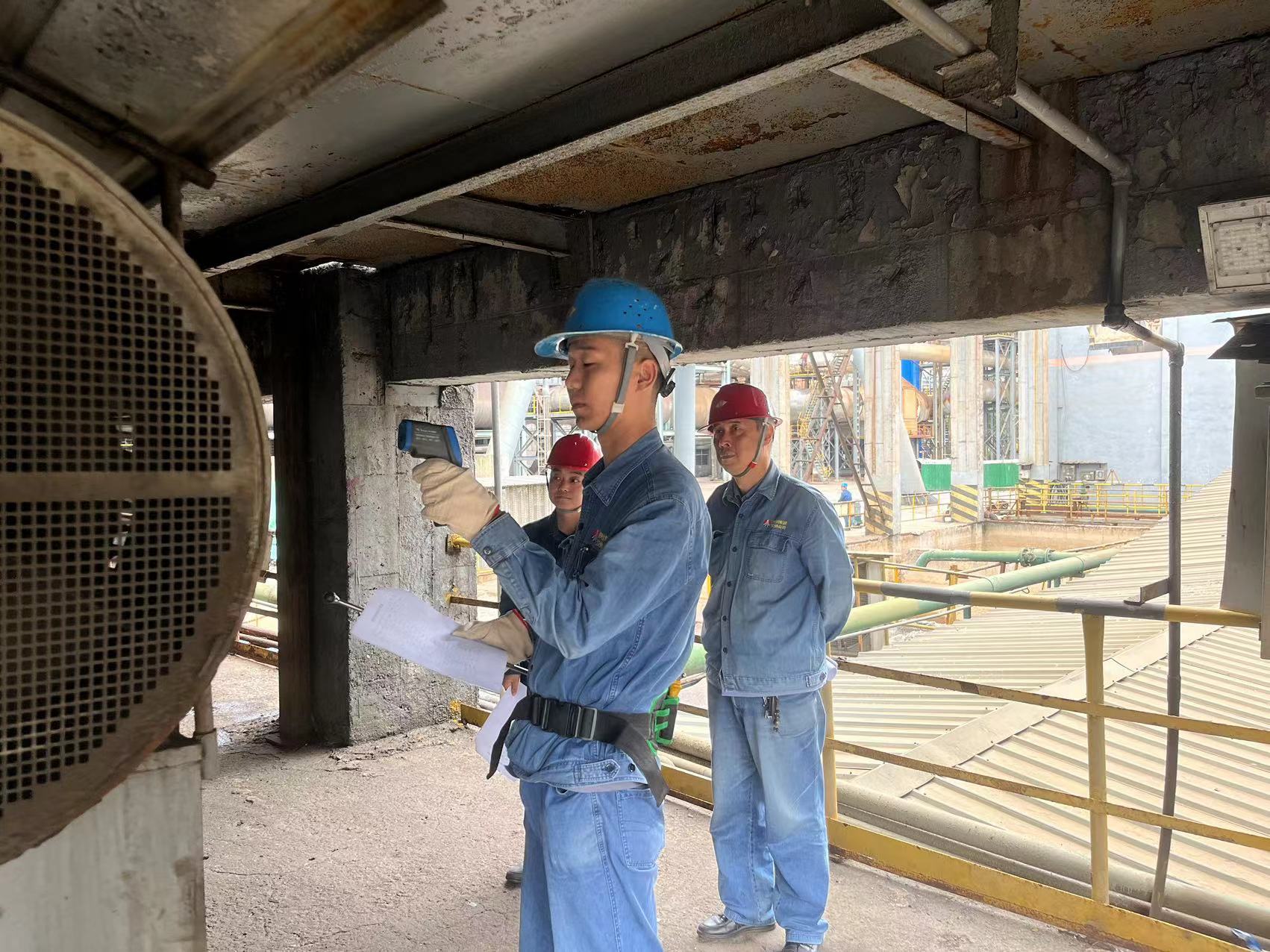 你要寫設(shè)備人，就不能只寫設(shè)備人