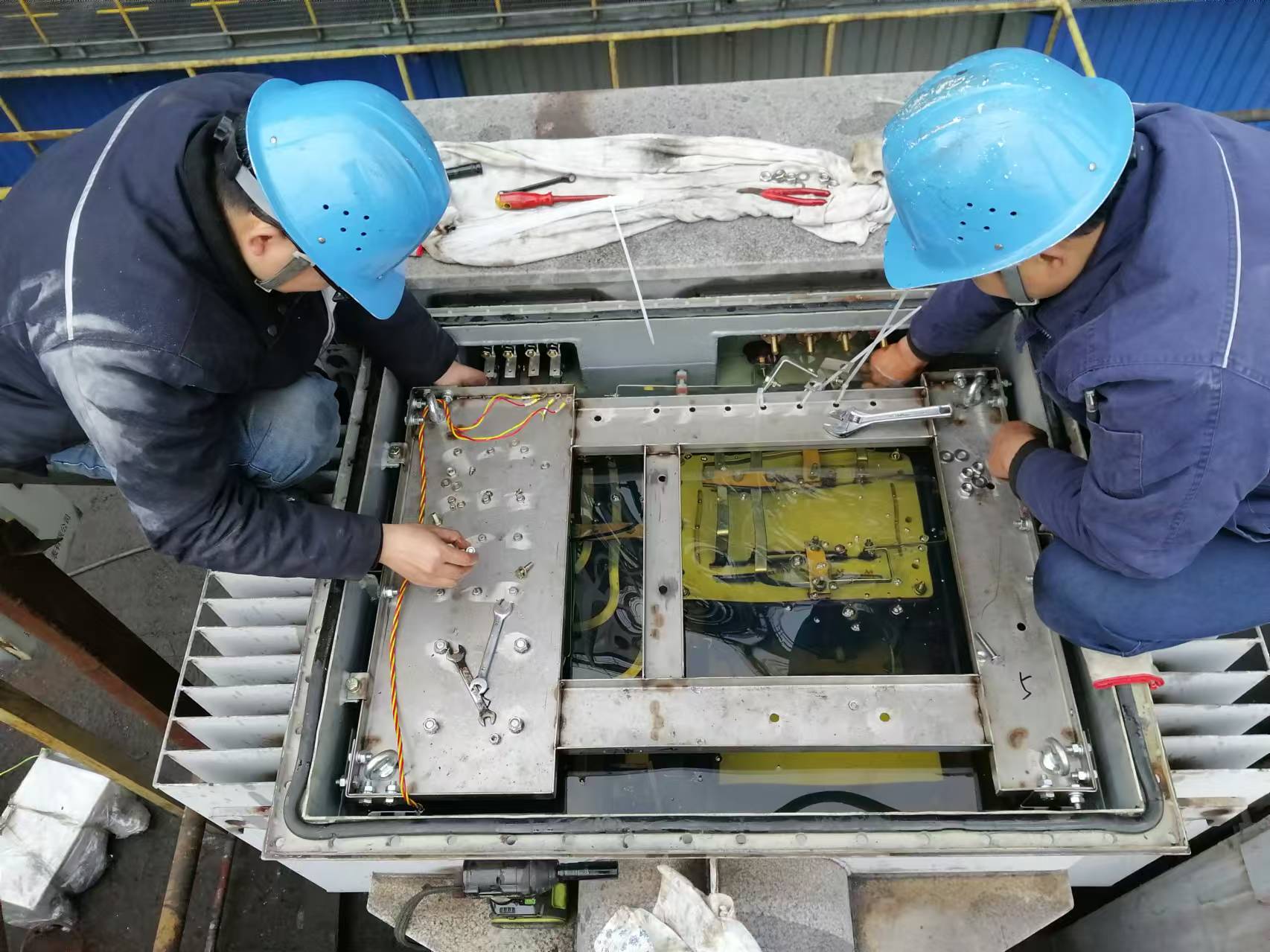 “黨建紅”賦能，打通設(shè)備檢修服務(wù)“最后一公里”