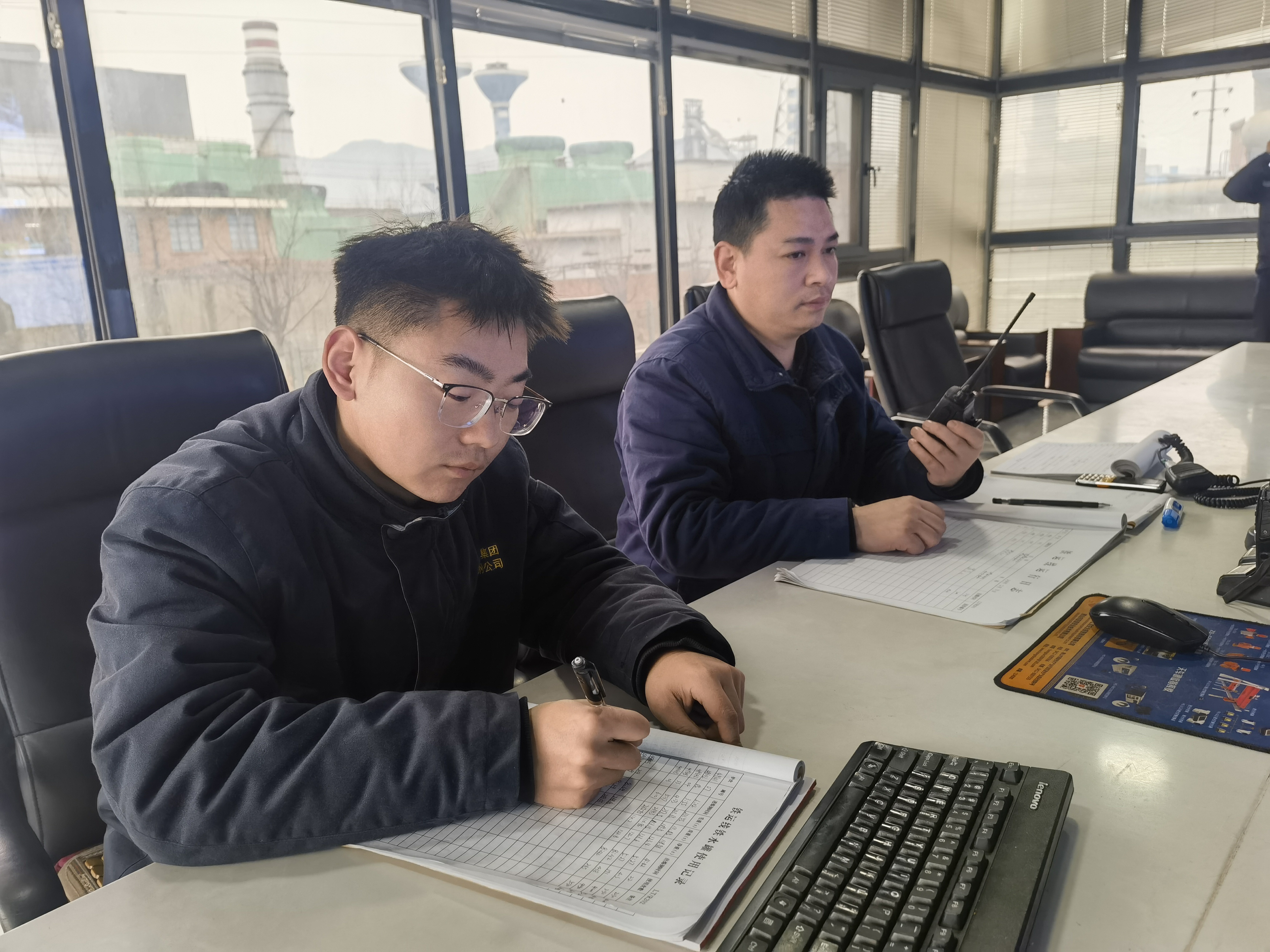 奮斗不“打烊”！這是一場(chǎng)與新春的雙向奔赴~