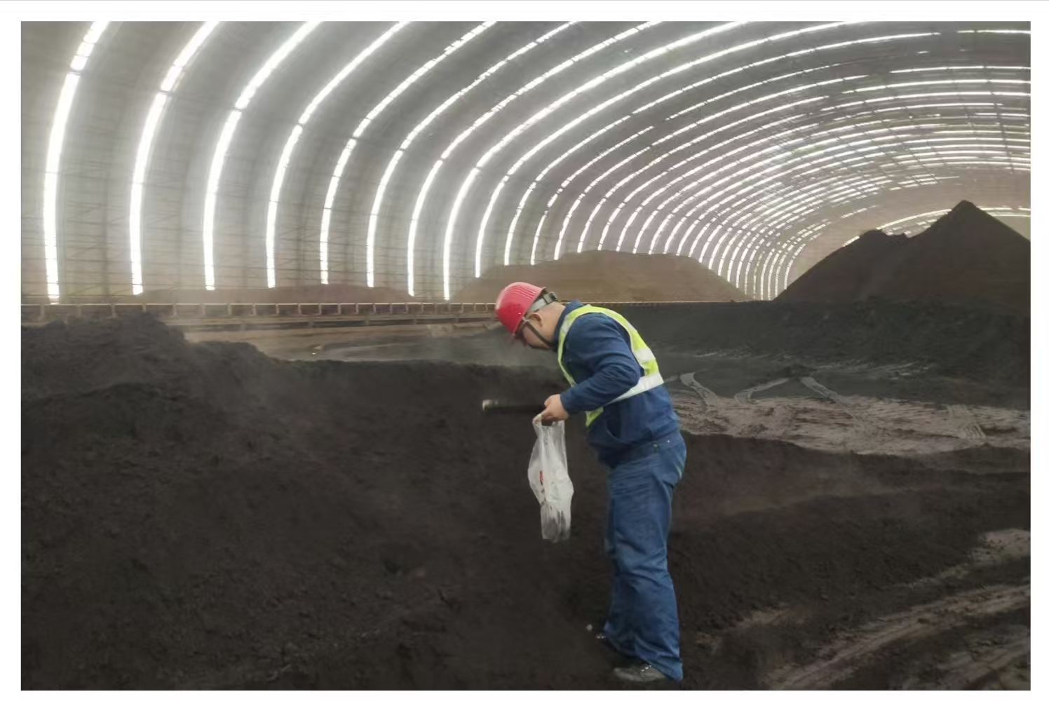 把牢“嚴”基調(diào) 念好“廉”字訣