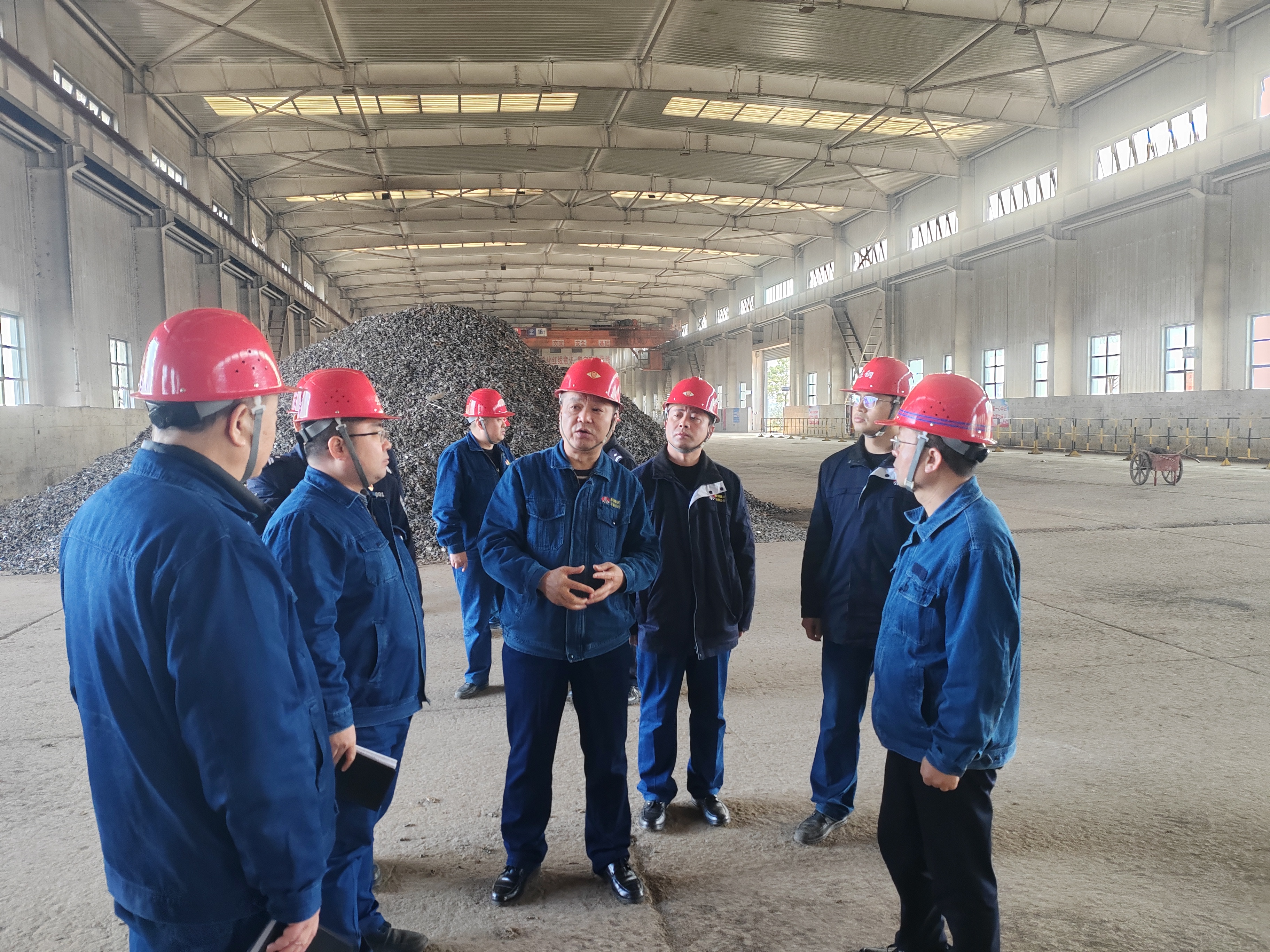 靠前監(jiān)督，保障重點(diǎn)工作穩(wěn)步落實(shí)