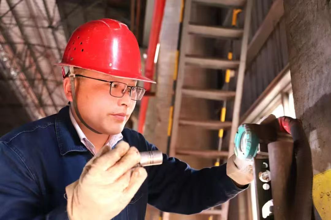 肖玉慶：深耕設備革新的匠心勞模