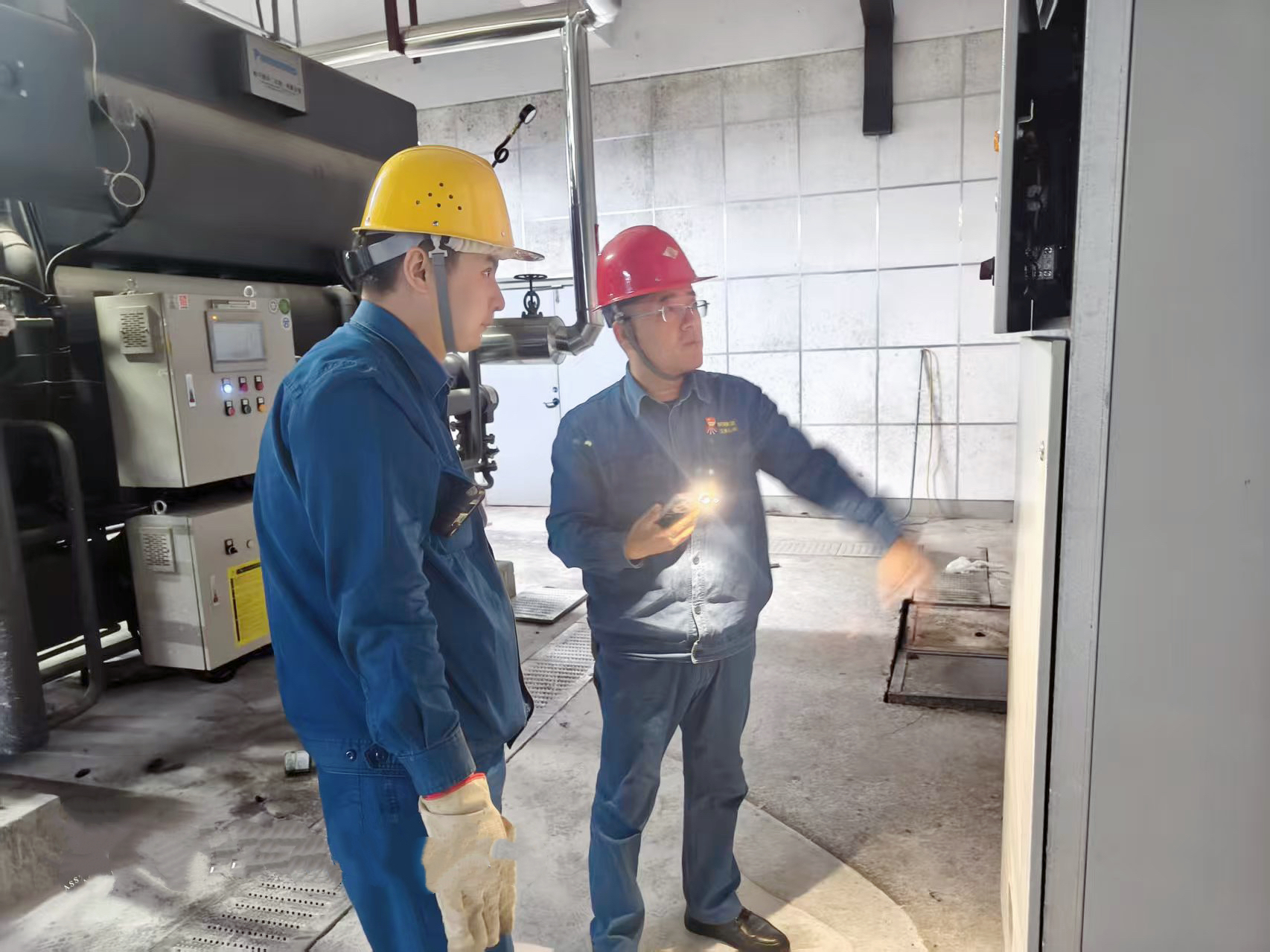 真抓實干 織密安全生產(chǎn)“防護(hù)網(wǎng)”