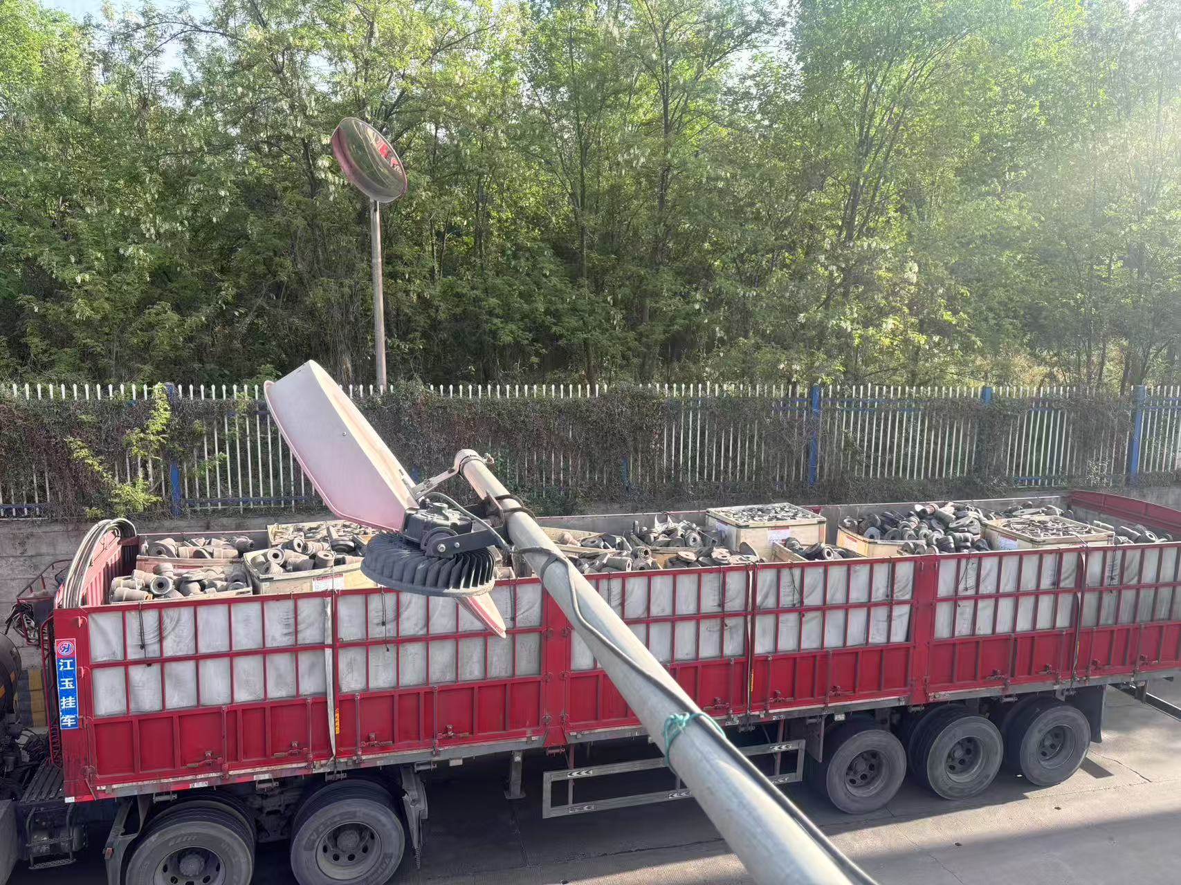 繪就服務(wù)“底色”增添保障亮色——內(nèi)保服務(wù)中心扎實(shí)推進(jìn)后勤服務(wù)與治安管理工作