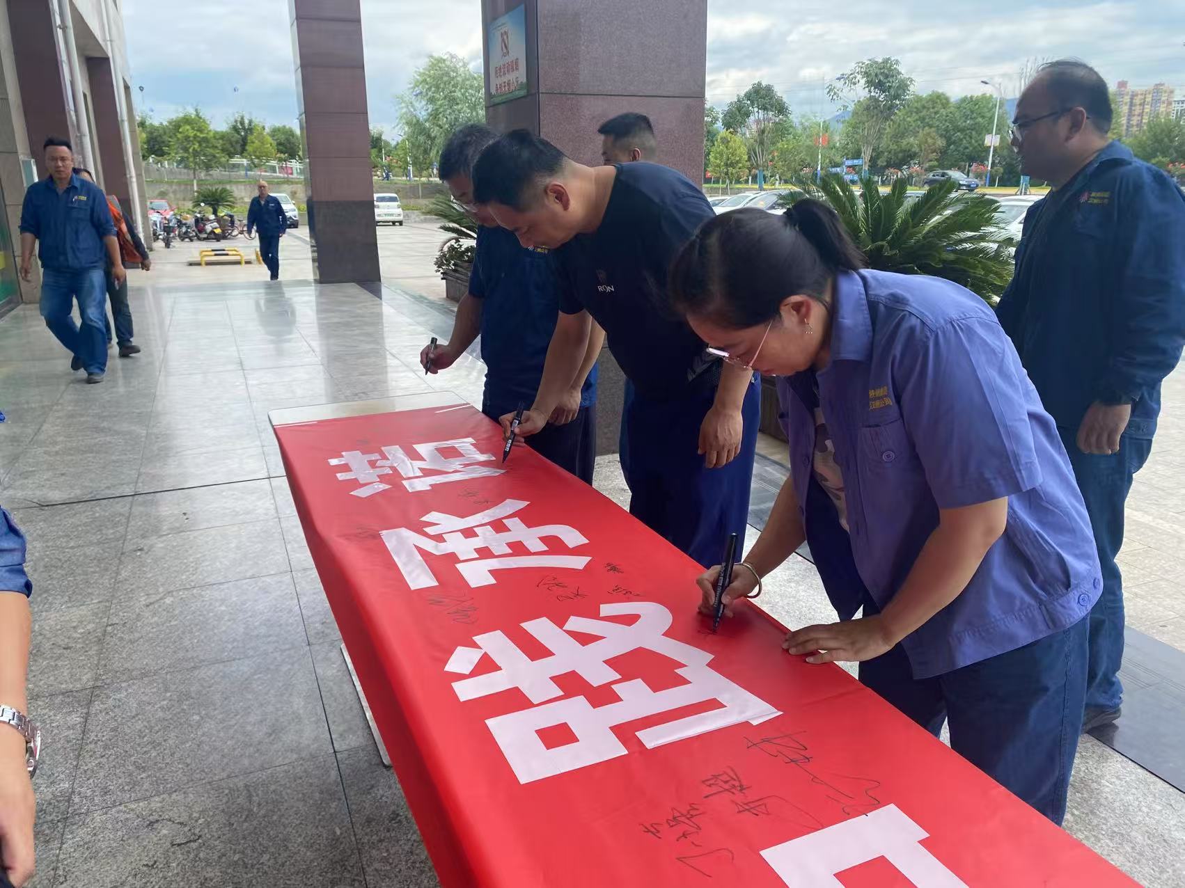 eo(h)(sh)ֿg ξW(wng)j(lu)ȫ