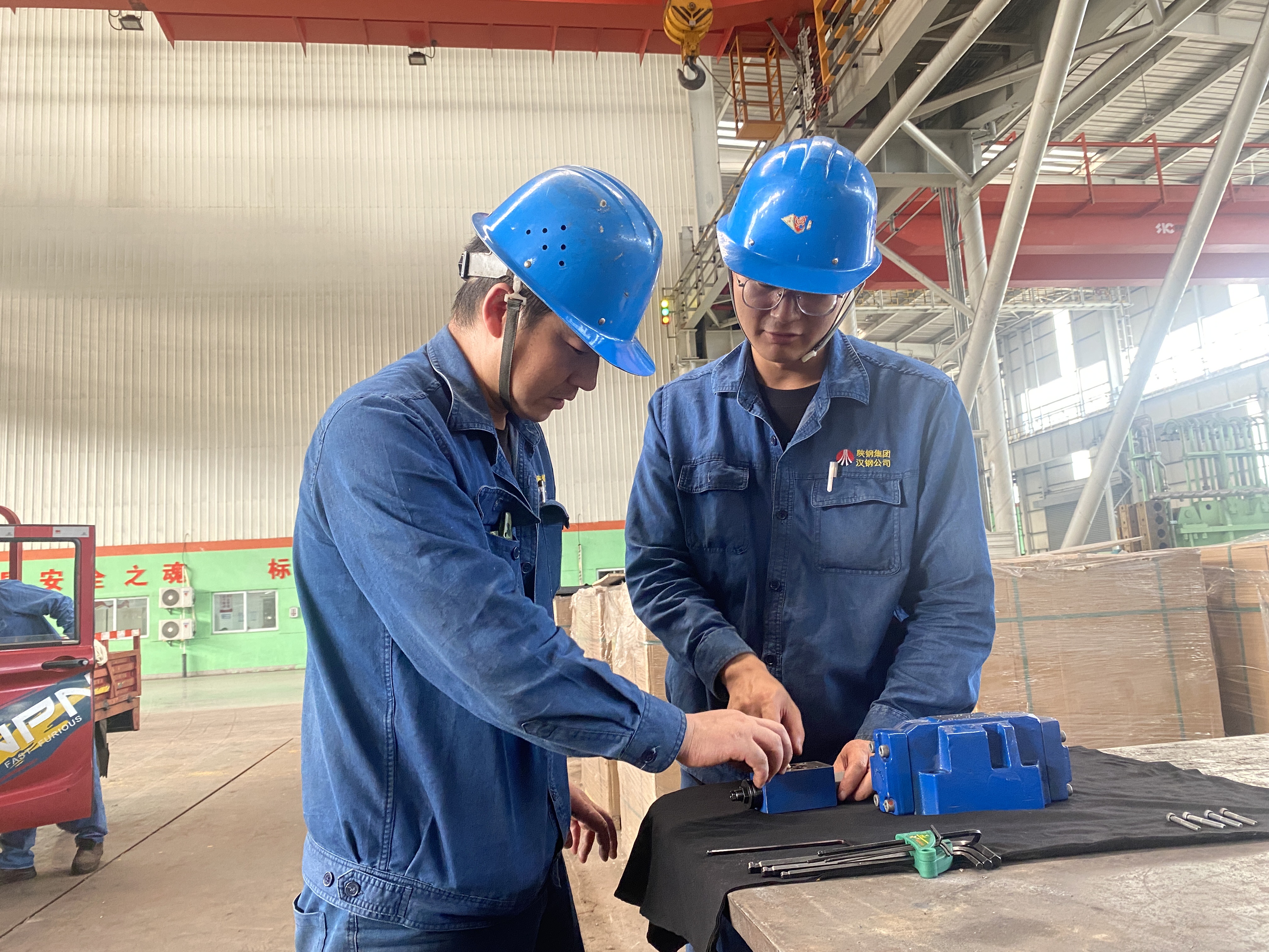 “鉗”心打磨，毫厘之間淬煉工匠精神-記第八屆陜西省國(guó)有企業(yè)職工技能大賽鉗工第九名陳昌澤