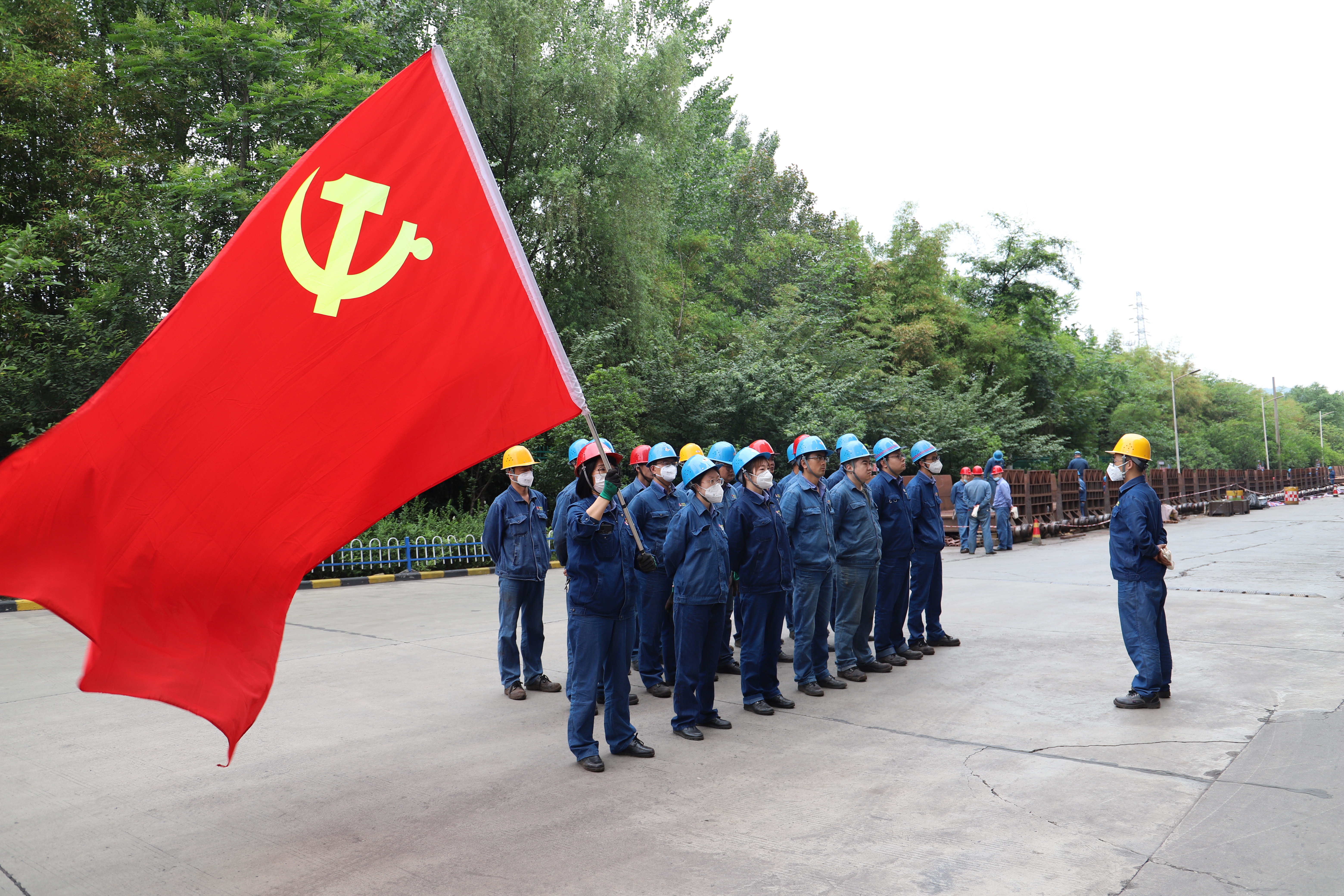 “三個緊扣”答好“鏈上黨建”新考題