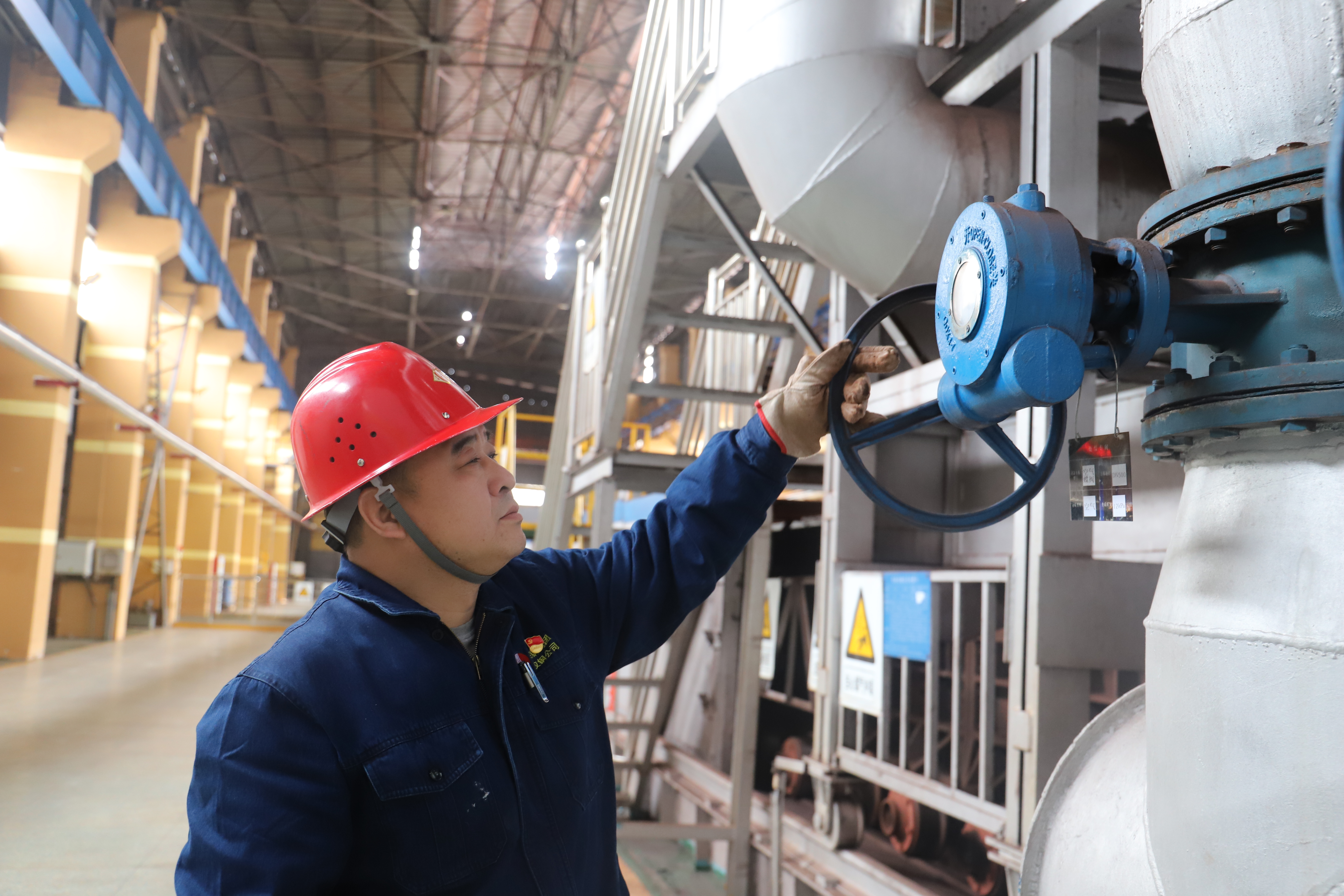 “三個(gè)緊扣”答好“鏈上黨建”新考題