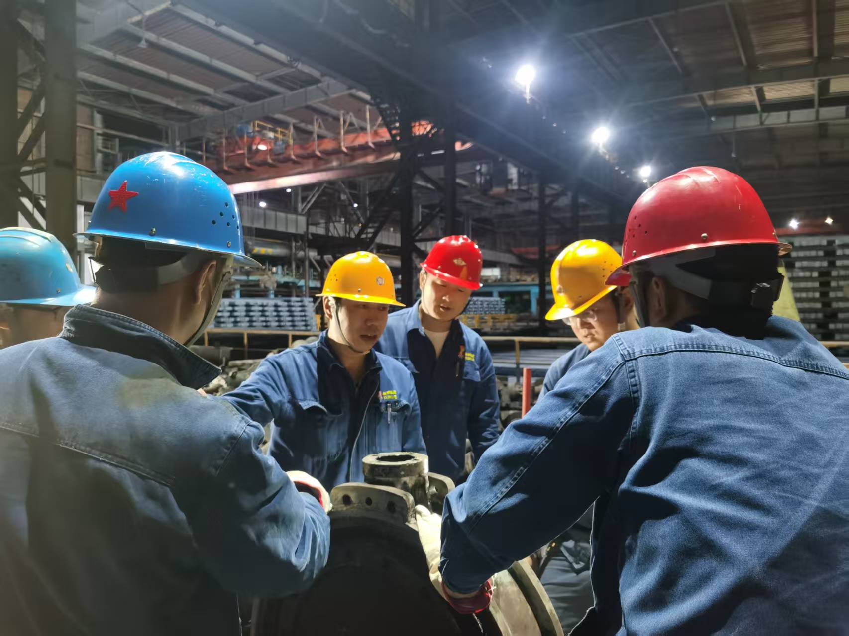 黨建引領(lǐng)聚合力，筑牢“百日安全”防線