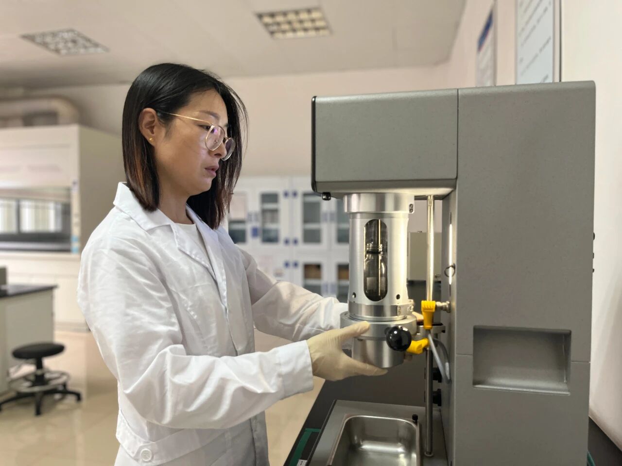 “三線”并進(jìn)促發(fā)展