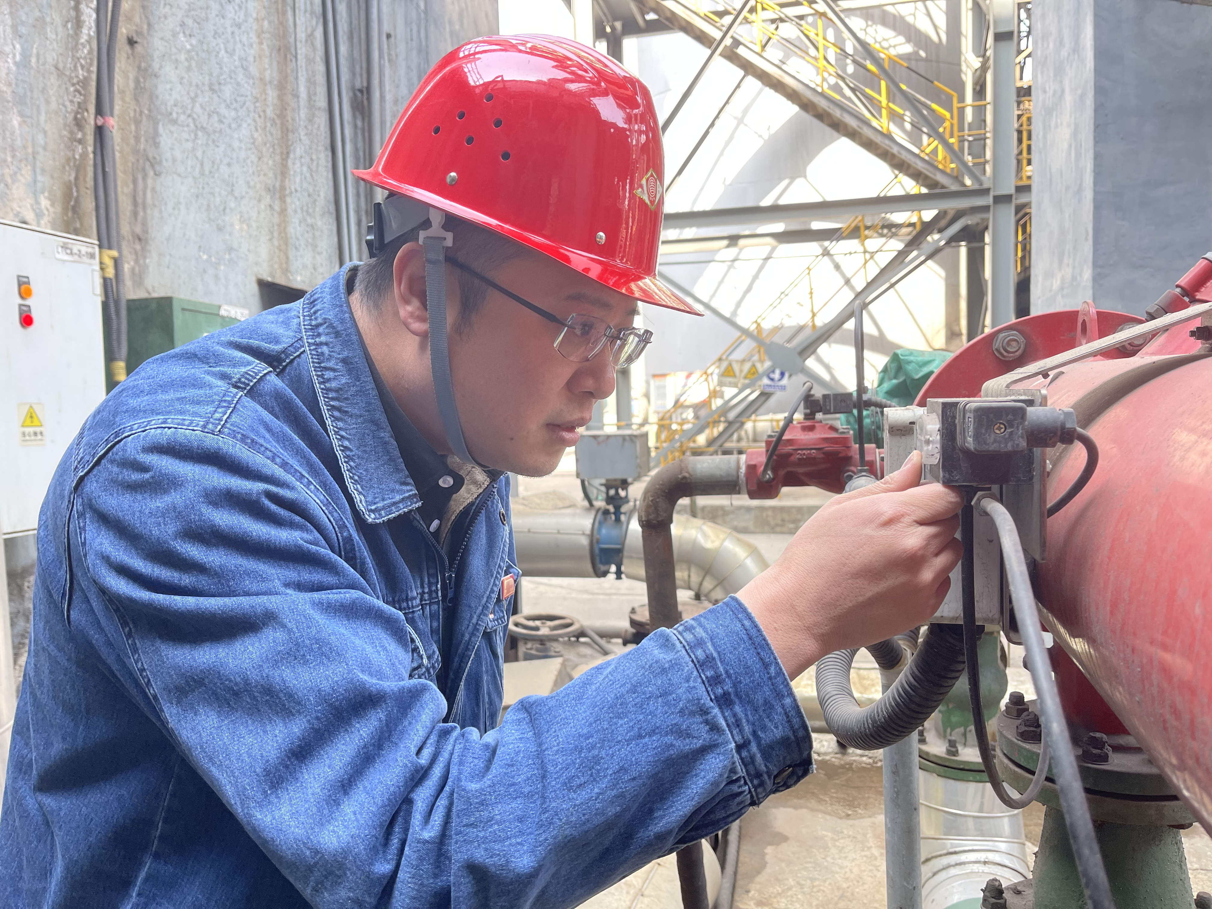 以“嚴(yán)細(xì)實(shí)精”四字工作法，護(hù)航鐵前安全生產(chǎn)