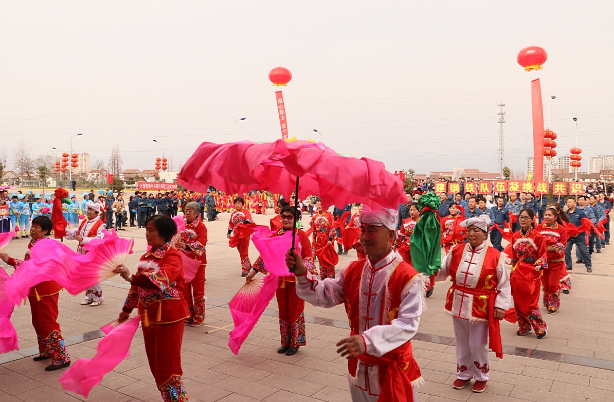 鑼鼓秧歌鬧元宵 ——漢鋼公司舉行“活力漢鋼·喜鬧元宵”系列活動(dòng)