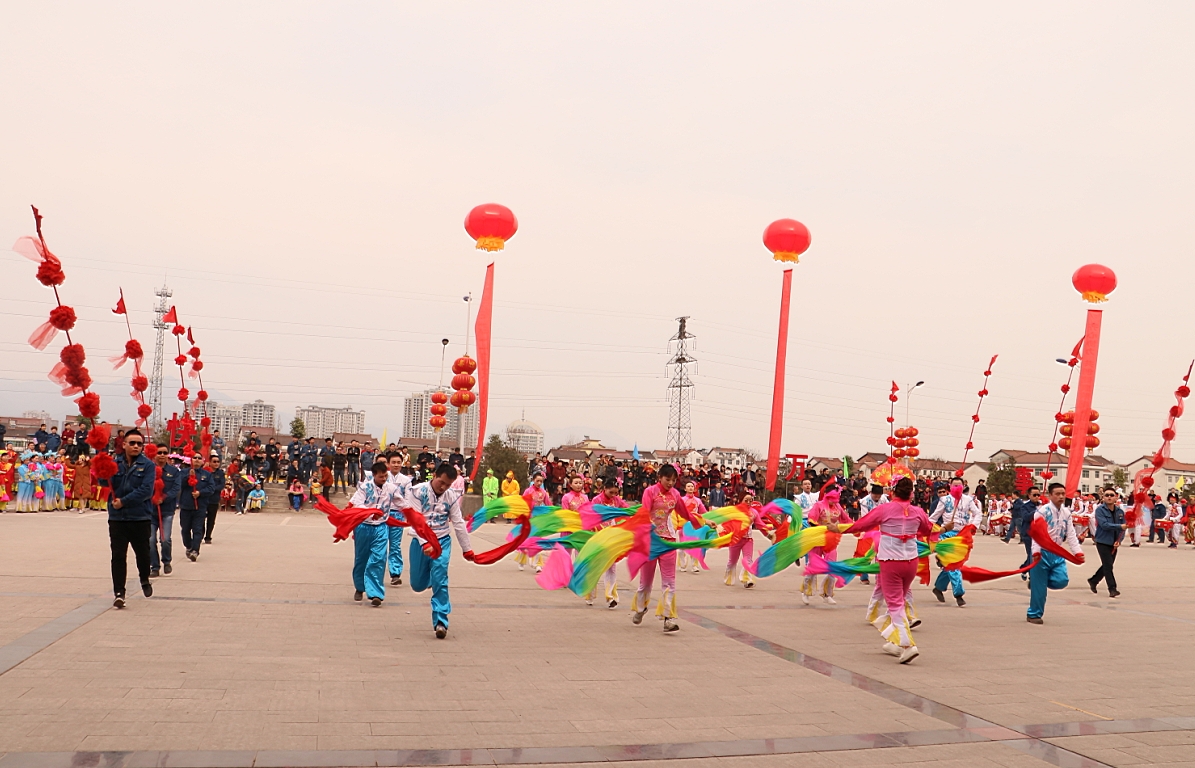 鑼鼓秧歌鬧元宵 ——漢鋼公司舉行“活力漢鋼·喜鬧元宵”系列活動(dòng)
